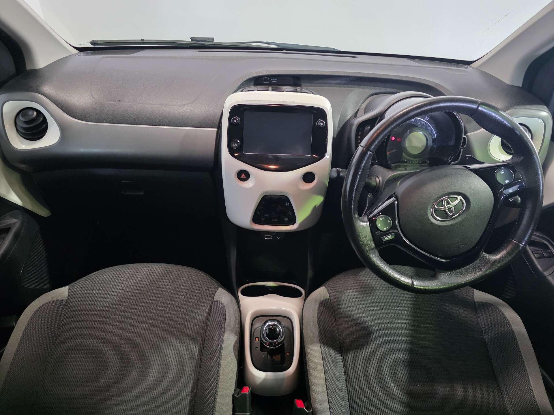 Toyota Aygo view 9