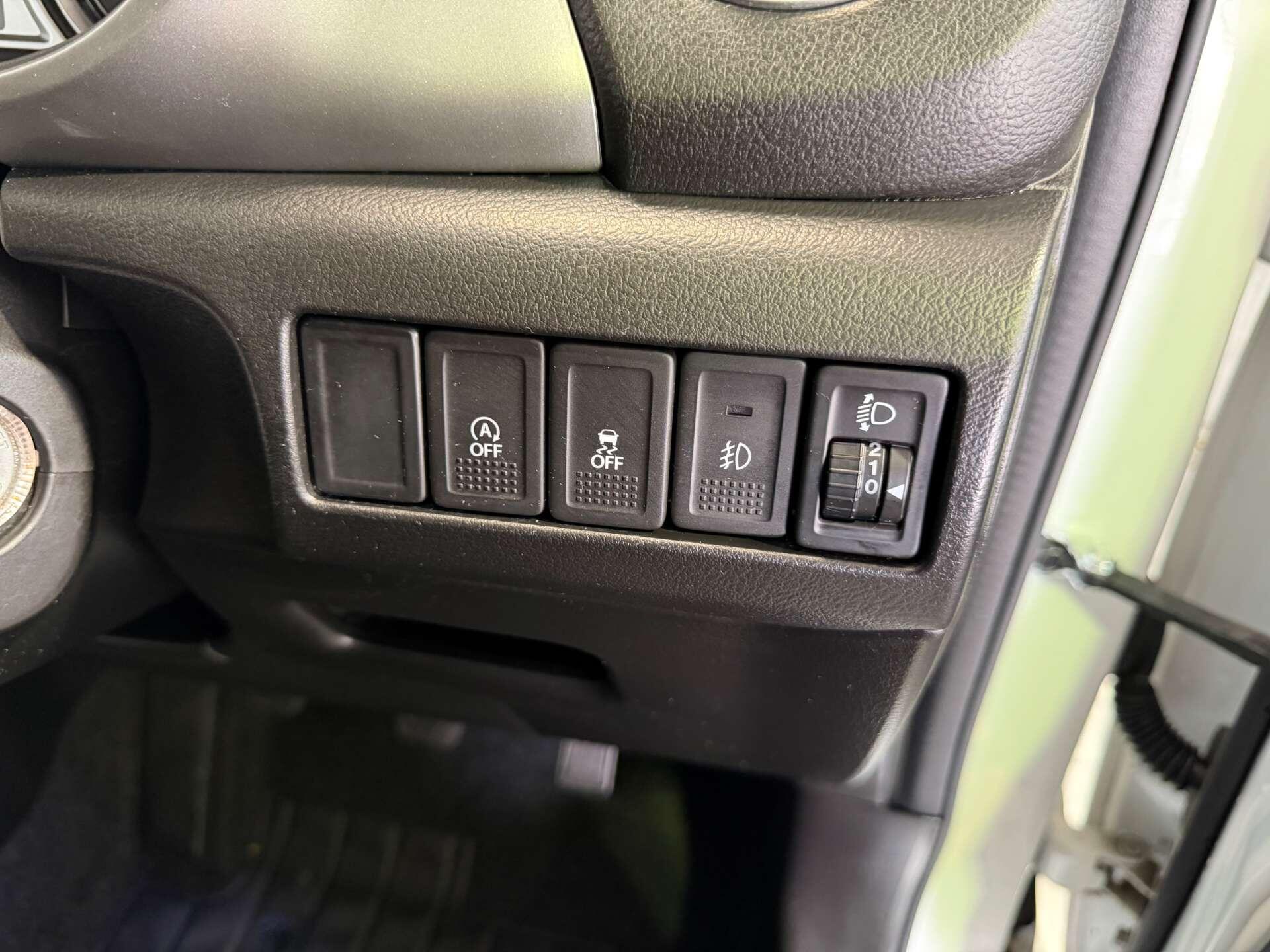 Suzuki Vitara view 19