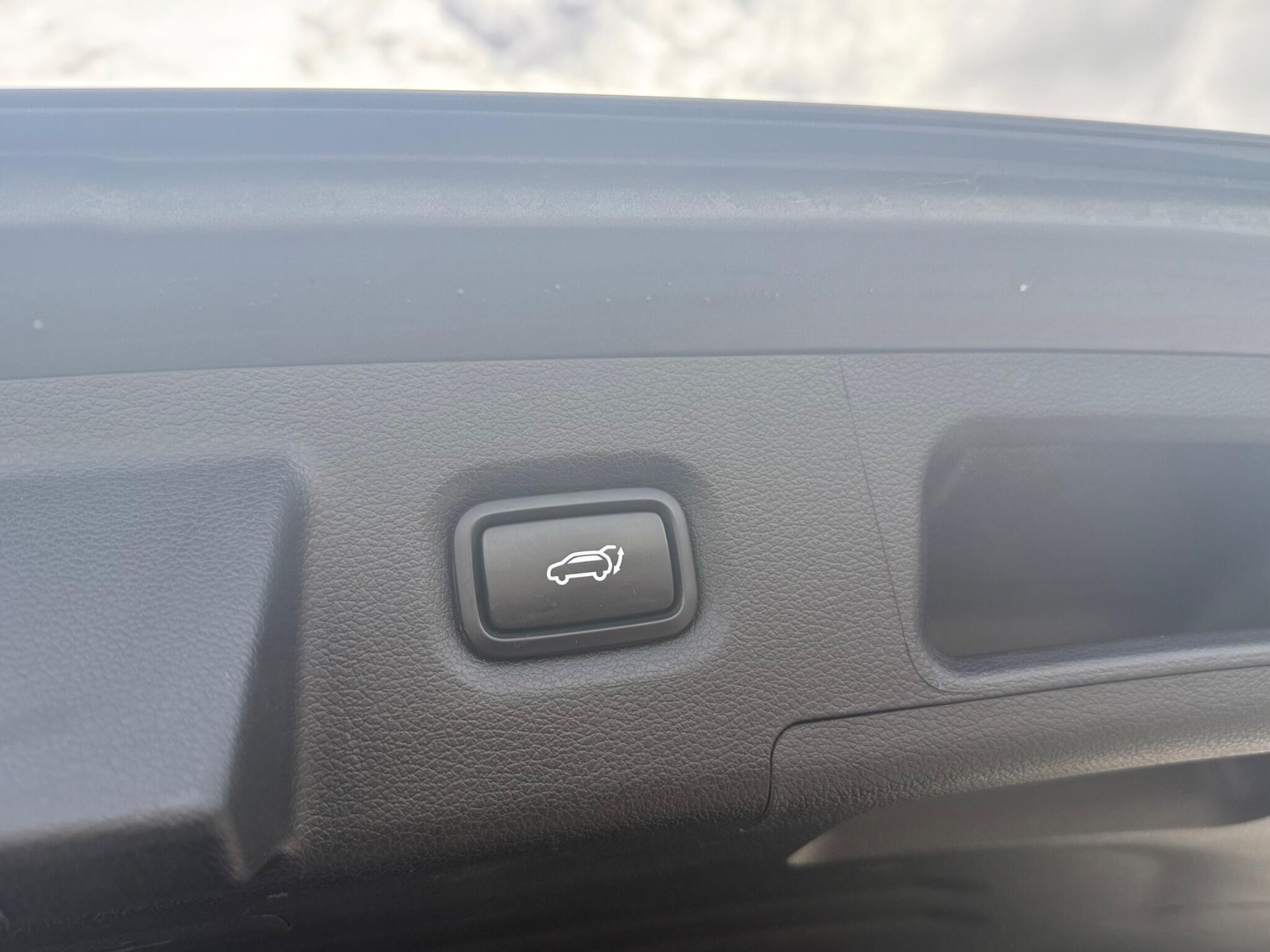Hyundai Santa Fe view 24