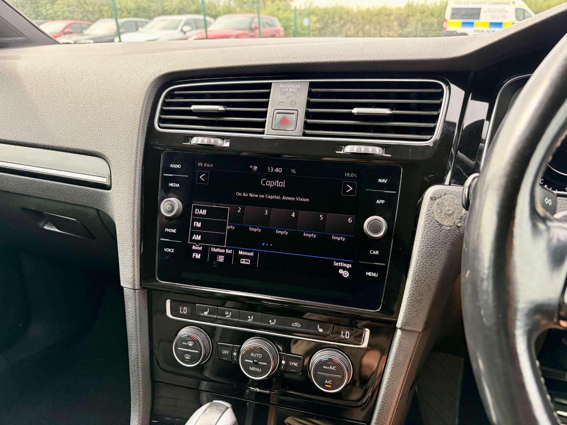 Volkswagen Golf view 49