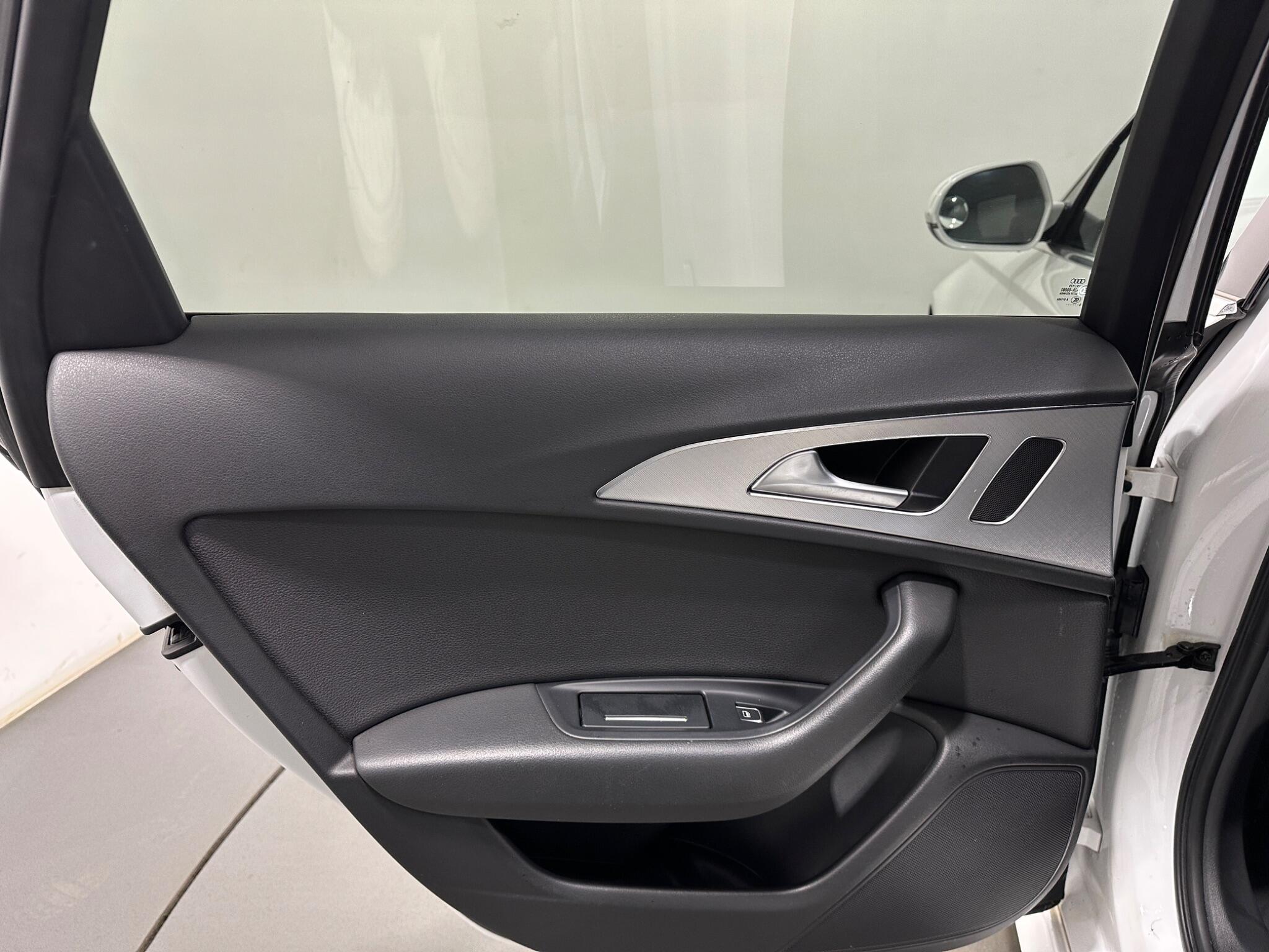 Audi A6 view 40