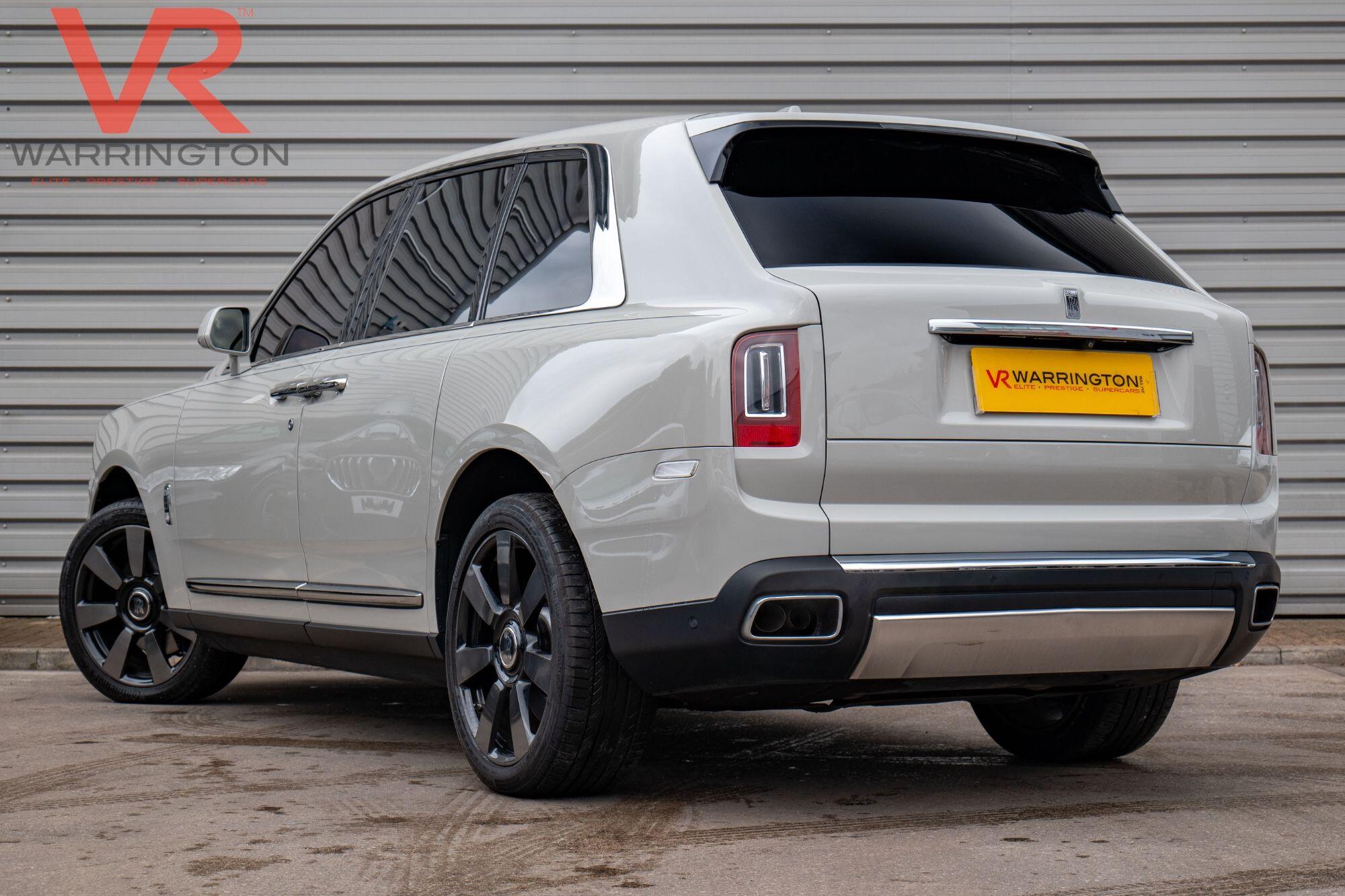 Rolls-Royce Cullinan view 18
