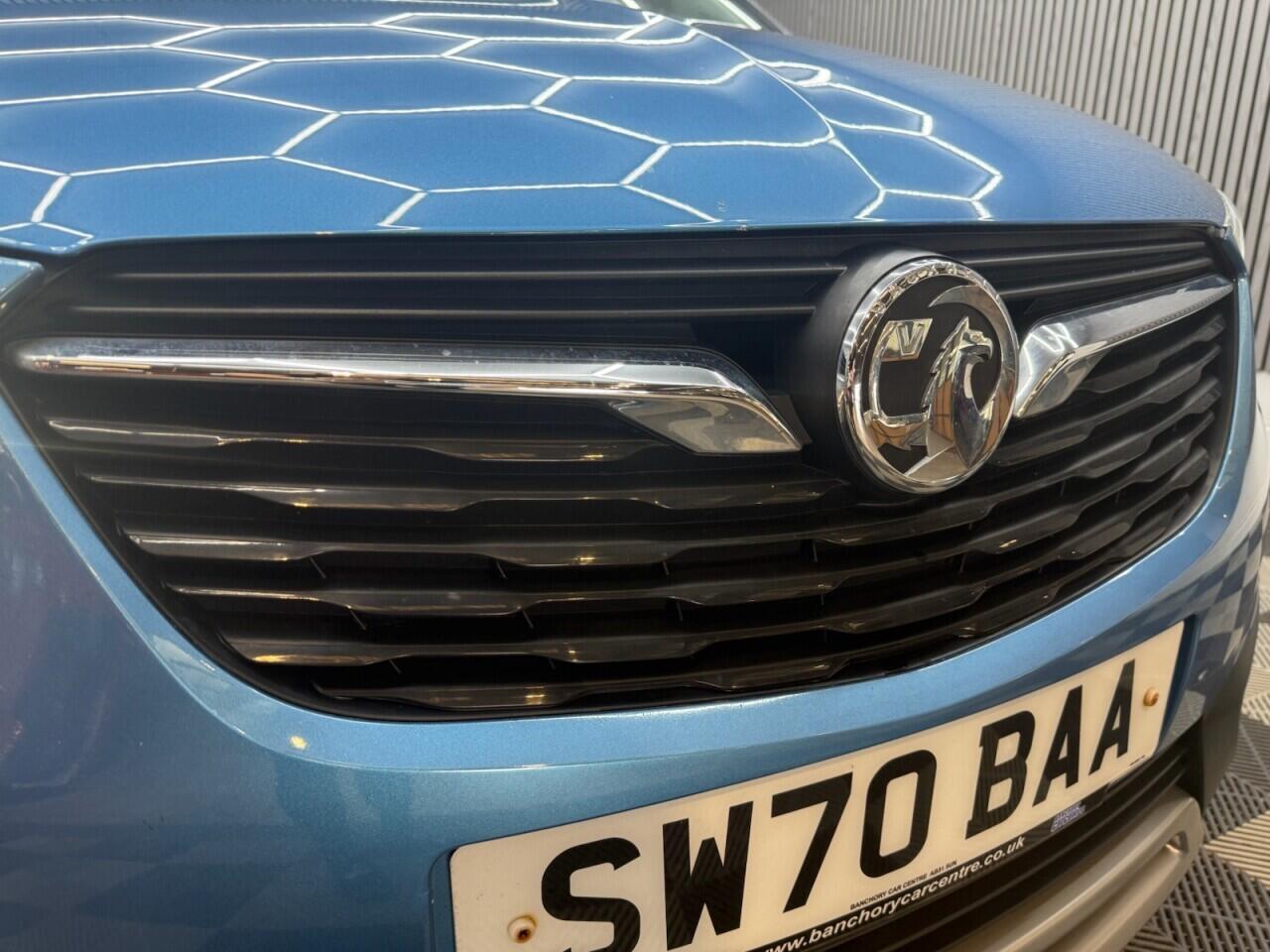 Vauxhall Crossland X view 23