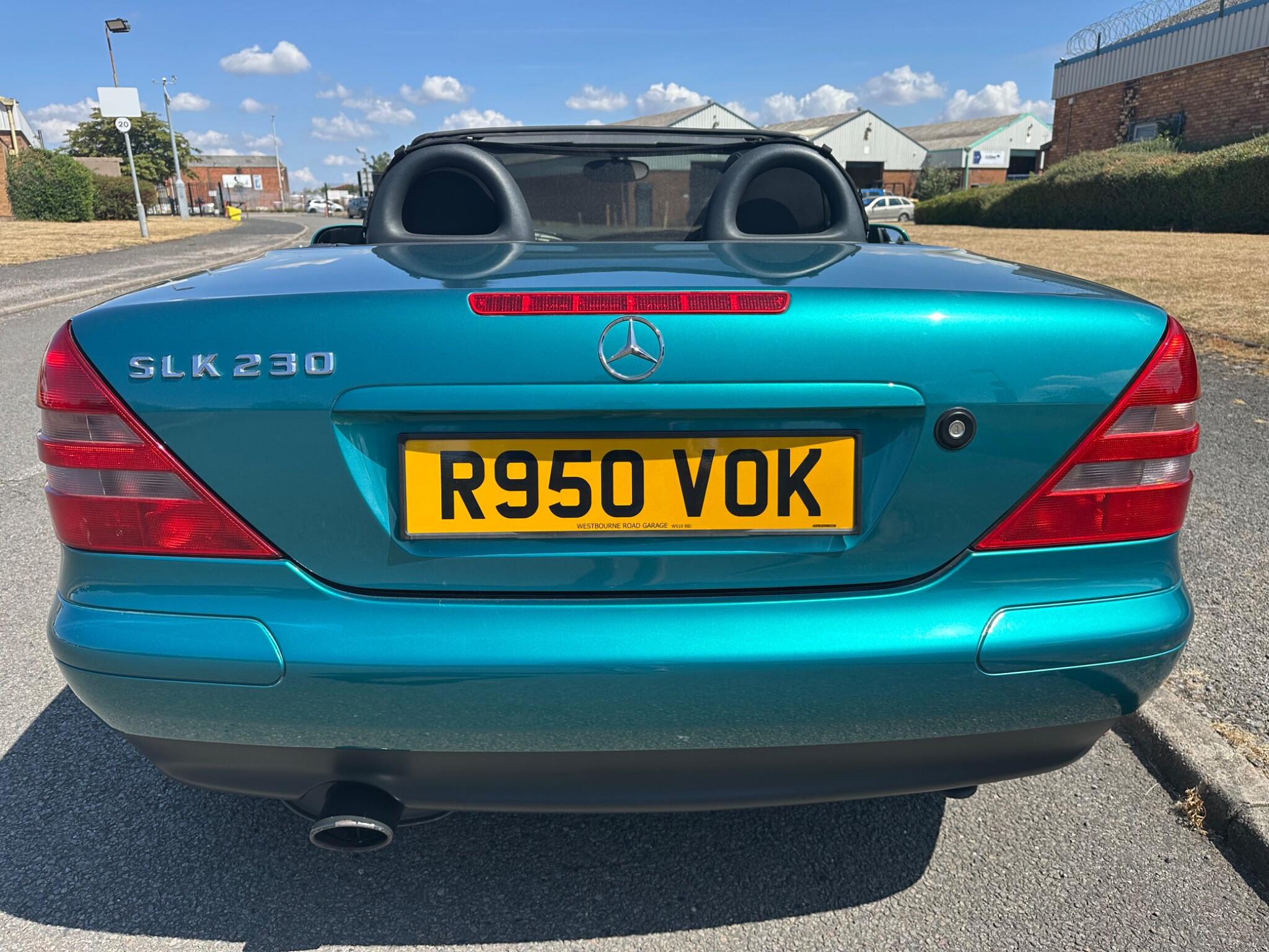 Mercedes-Benz SLK view 8