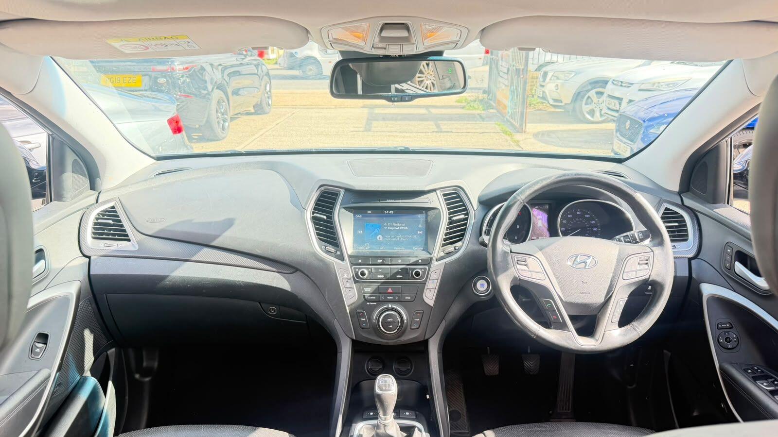Hyundai Santa Fe view 21