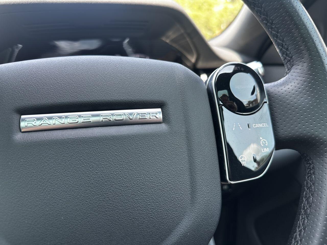 Land Rover Range Rover Evoque view 35