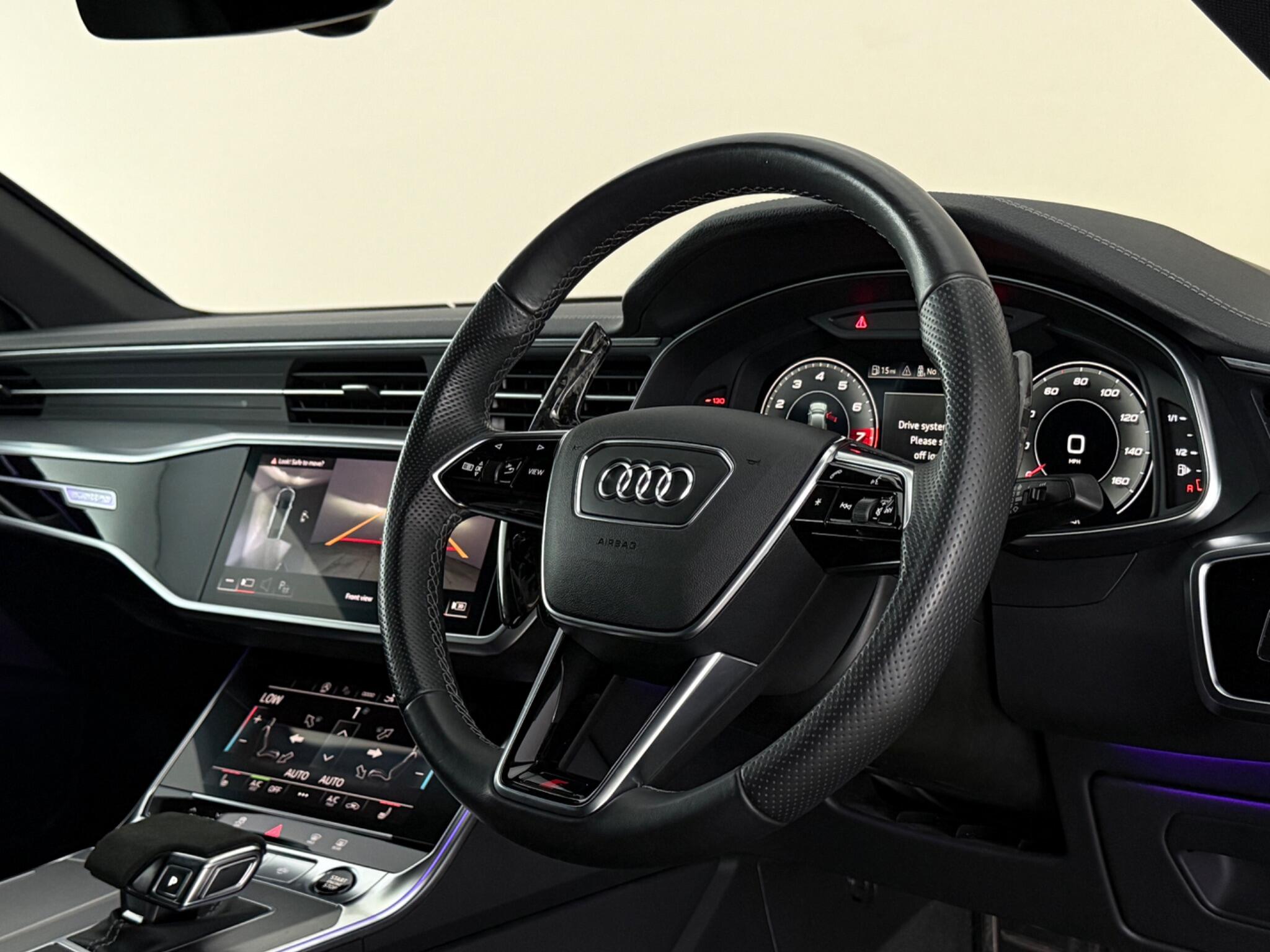 Audi A7 view 3