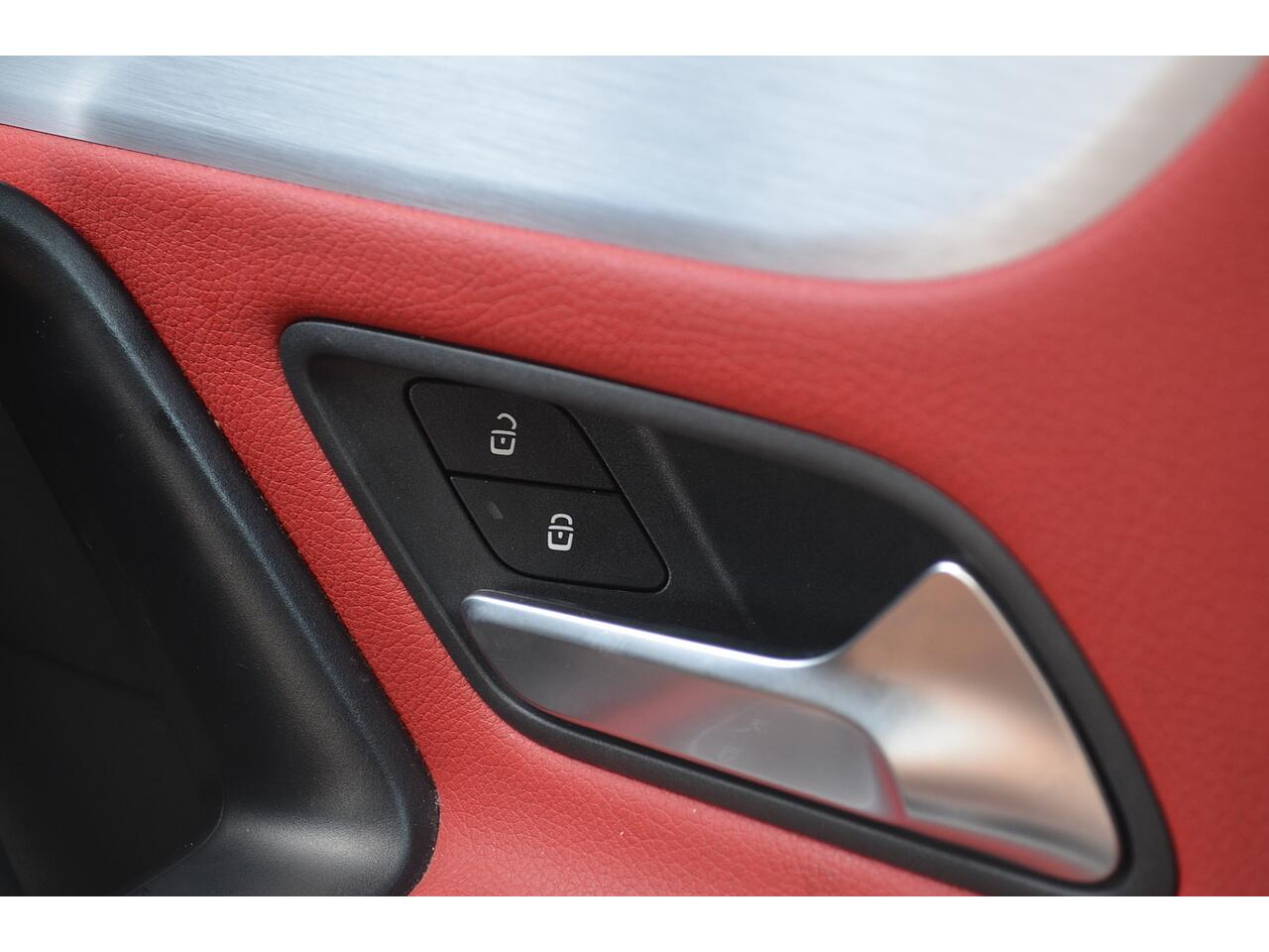 Mercedes-Benz Cla view 31