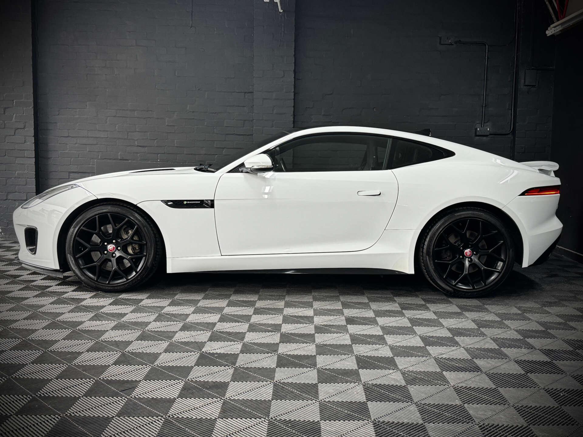 Jaguar F-Type view 14