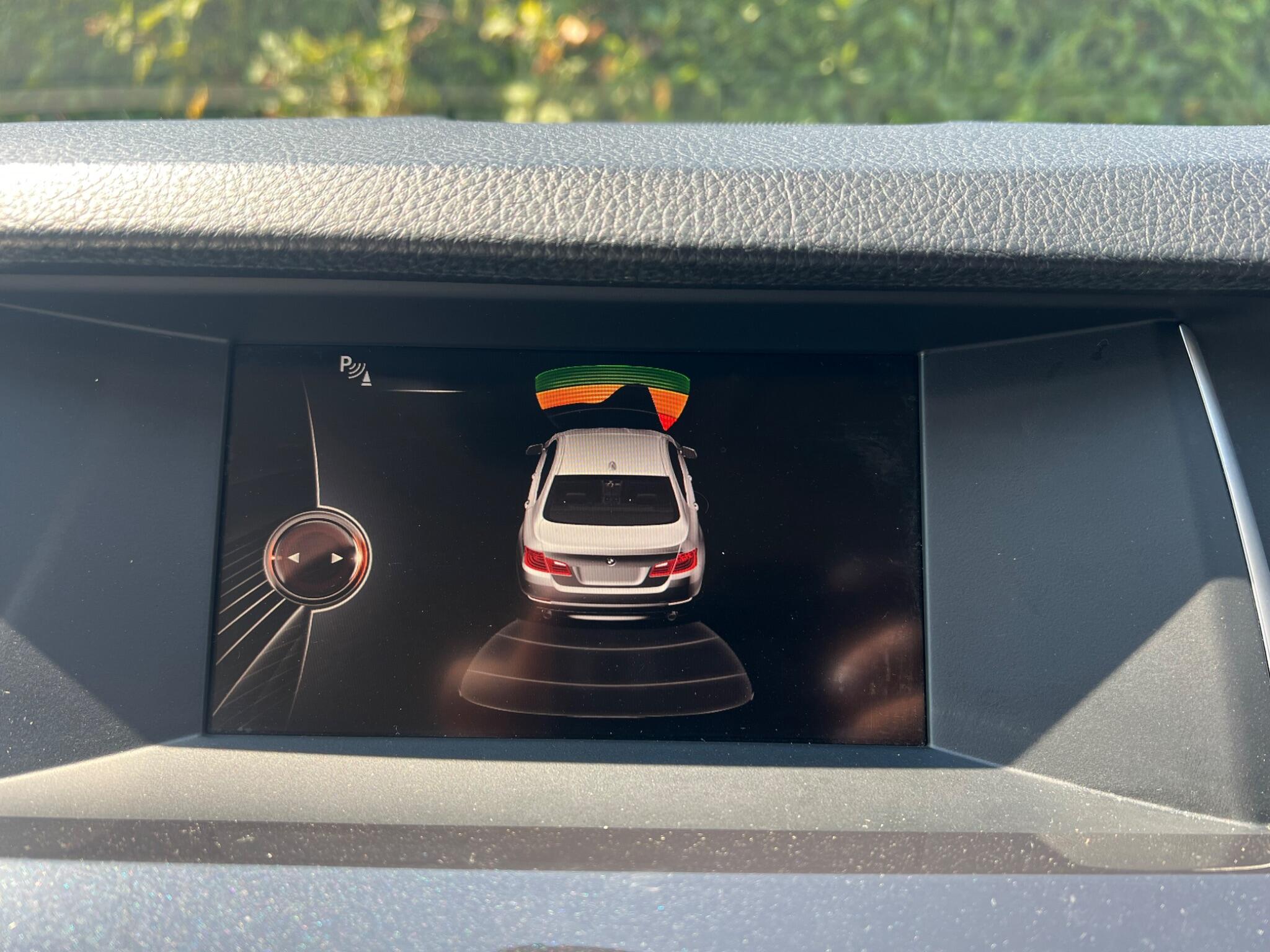 BMW 5 Series view 39