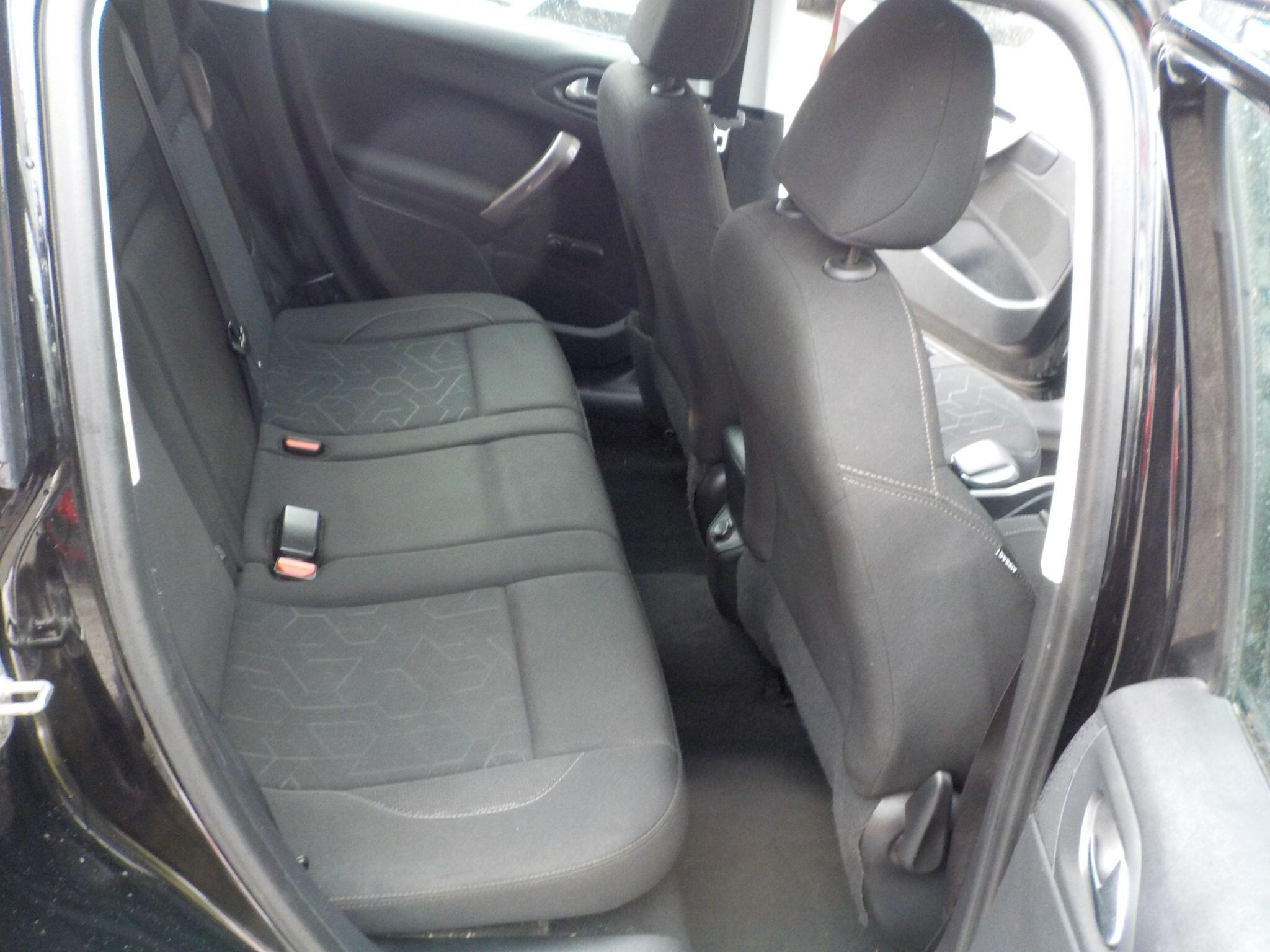 Peugeot 2008 1.6 BlueHDi Active Euro 6 5dr