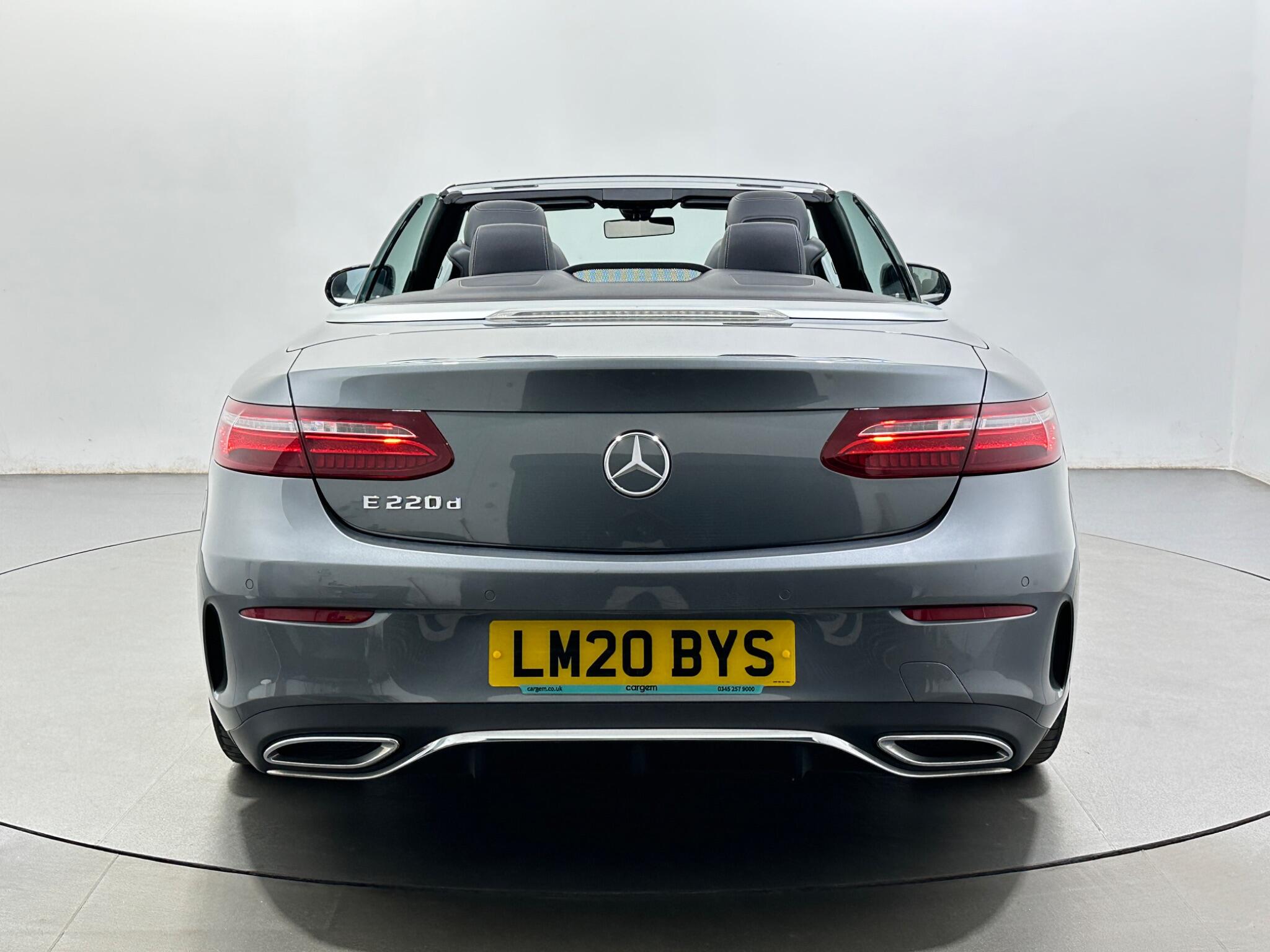 Mercedes-Benz E-Class view 7