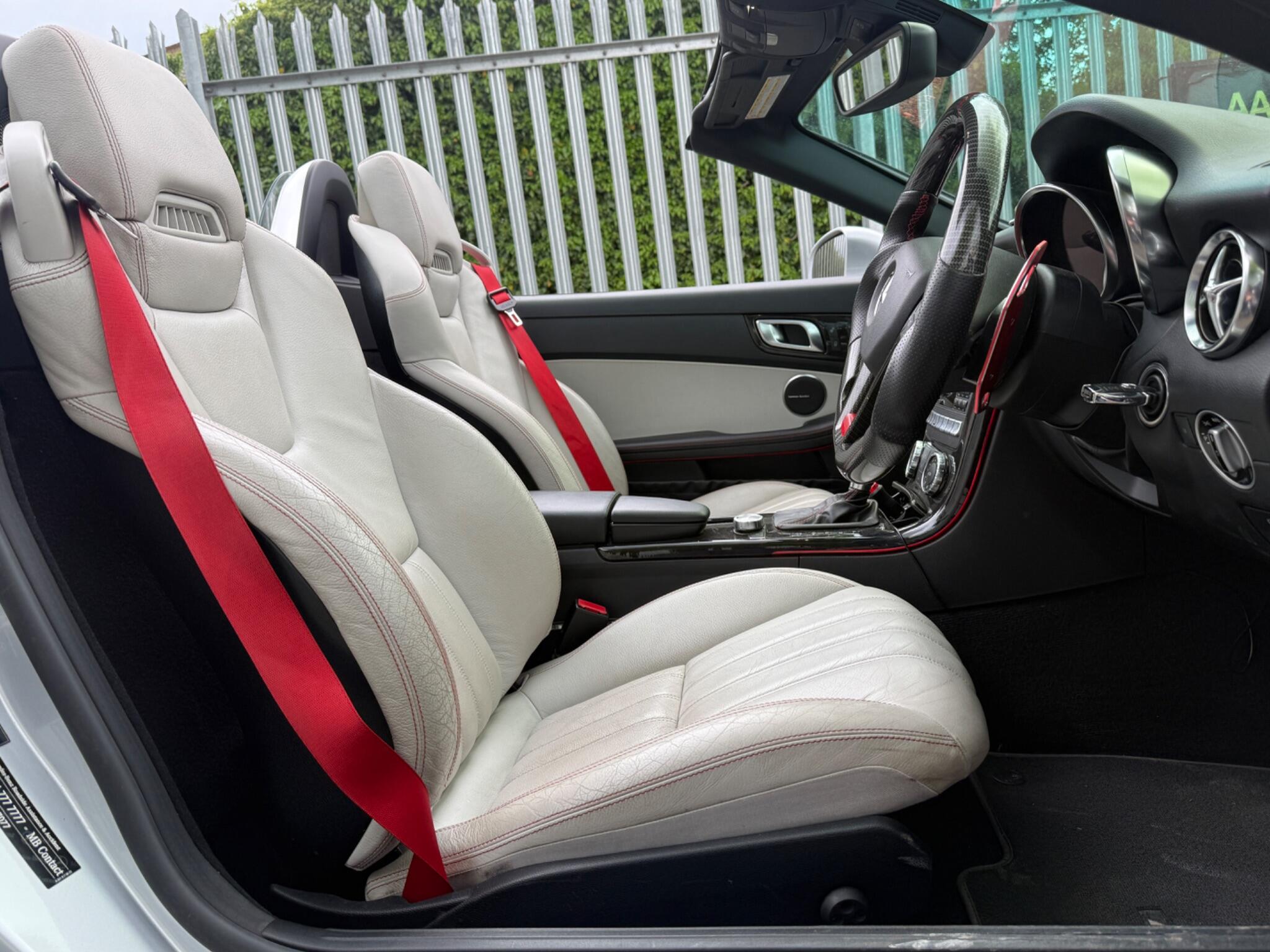 2012 Mercedes-Benz SLK image 17
