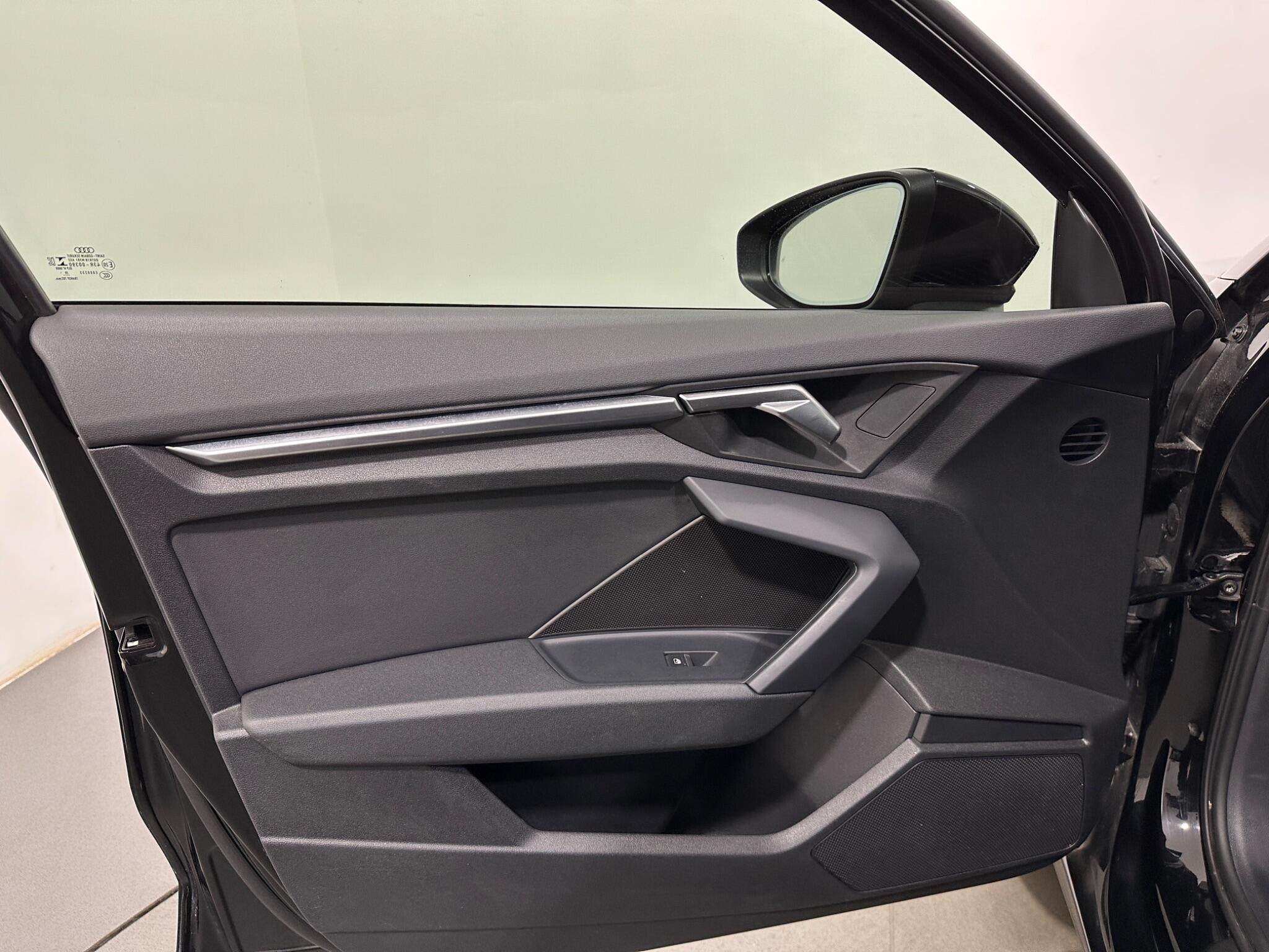 Audi A3 view 36