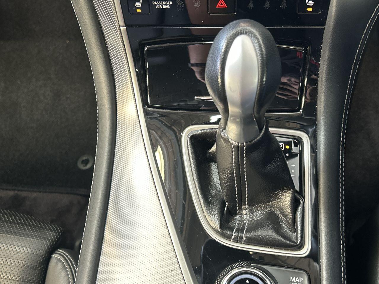 Infiniti Q50 view 47