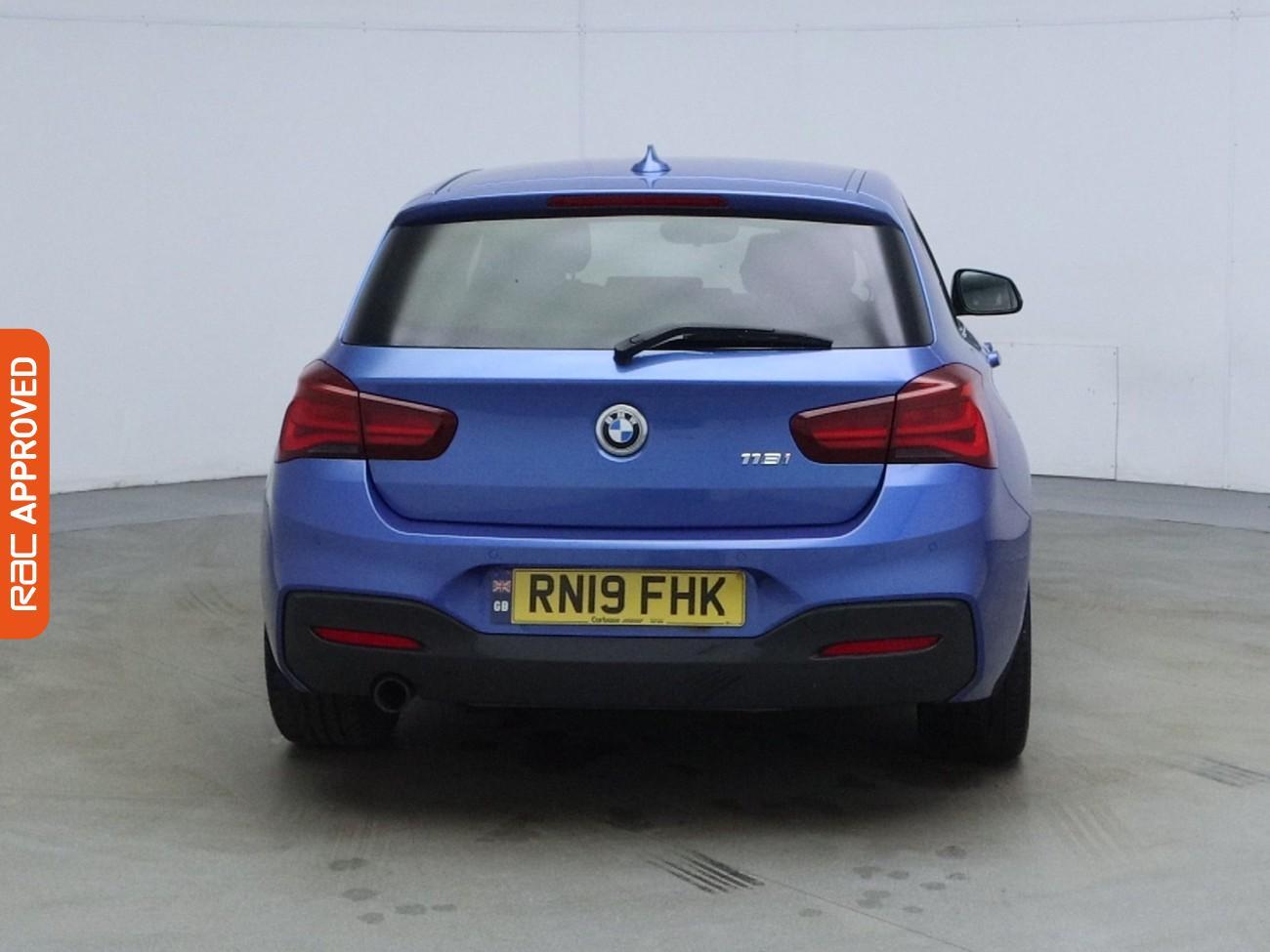 BMW 1 Series view 8