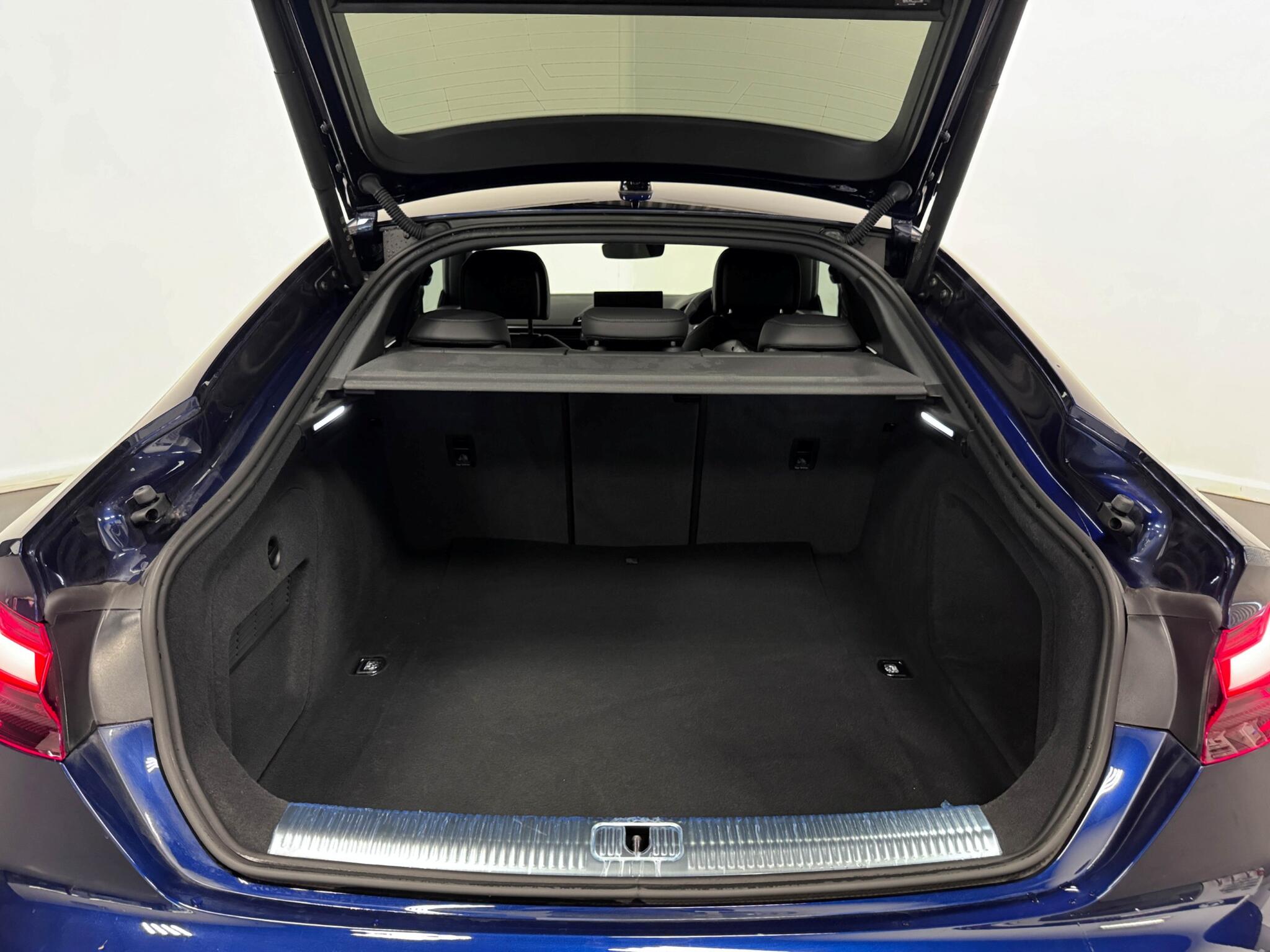 Audi A5 view 22