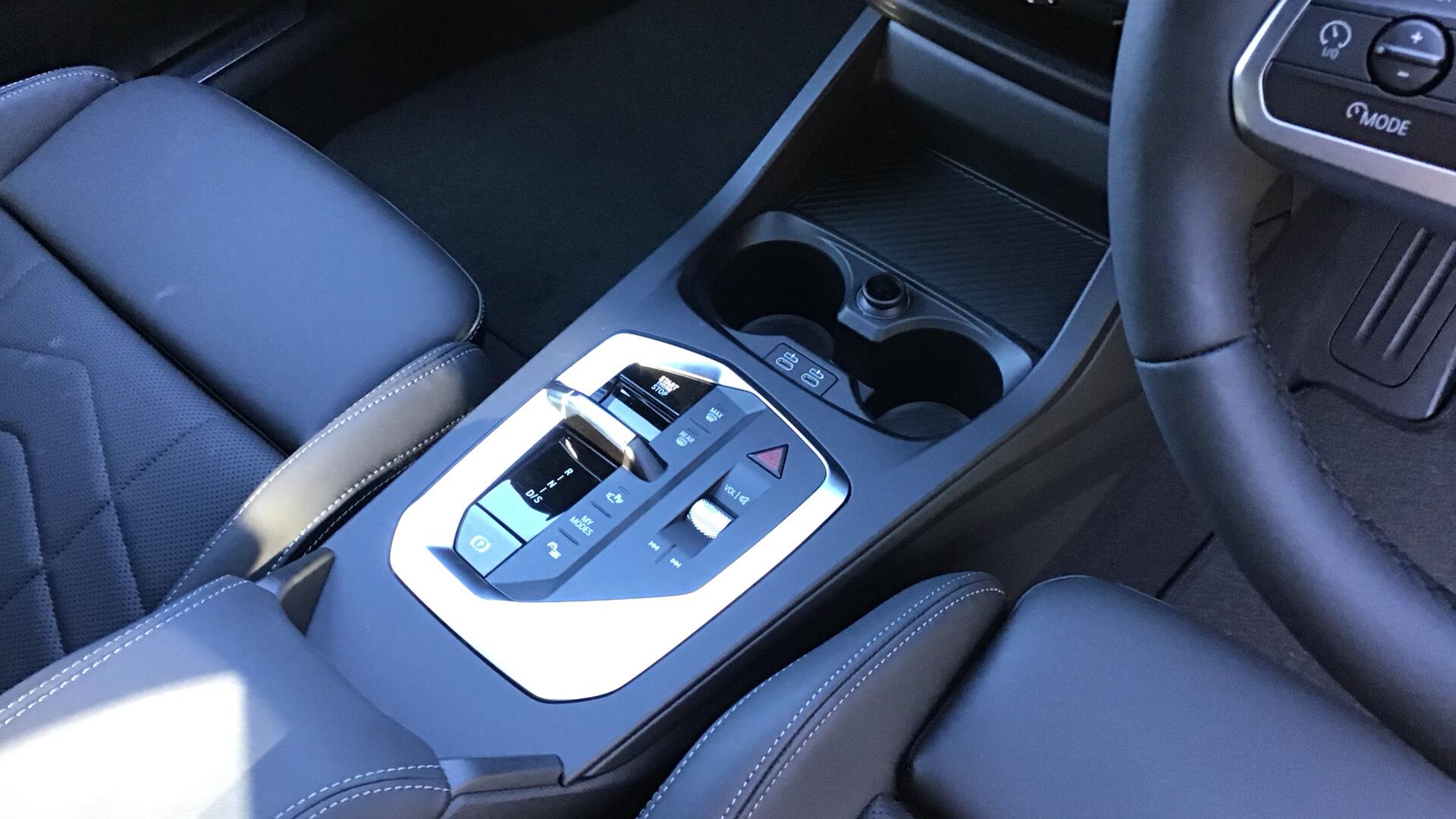 BMW 2 Series view 10