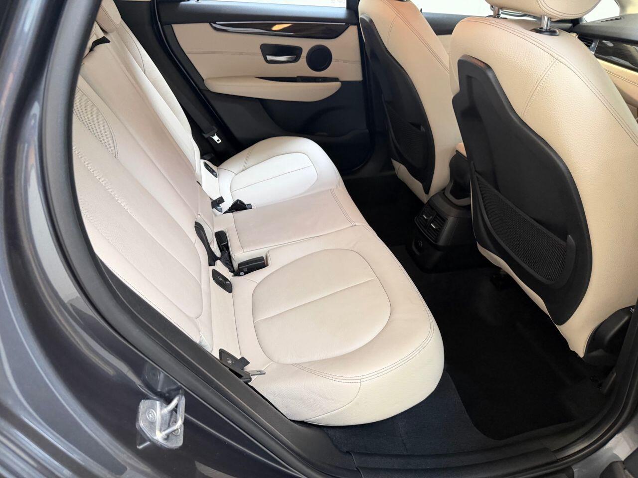 BMW 2 Series Active Tourer view 23