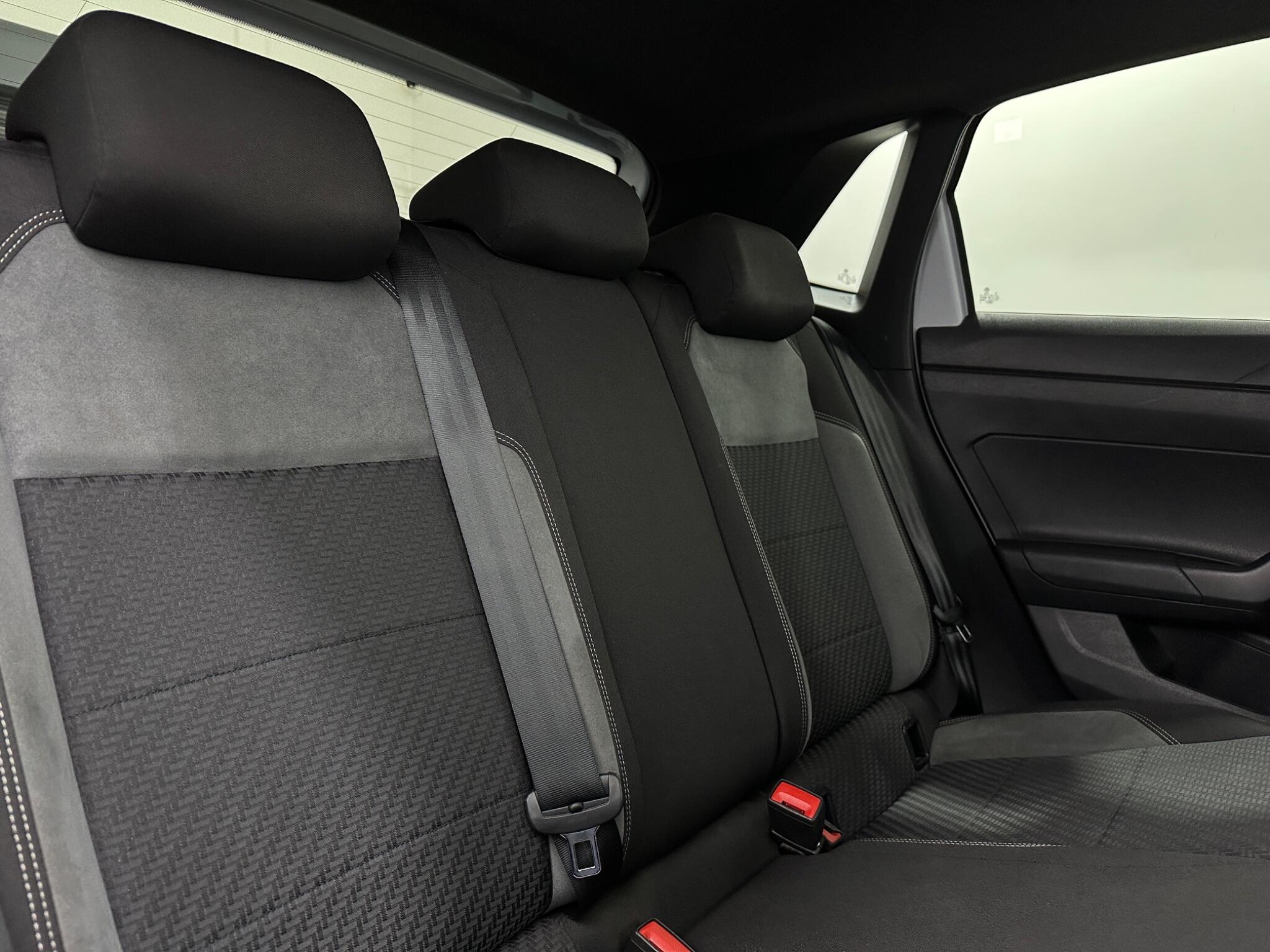 Volkswagen Polo view 41
