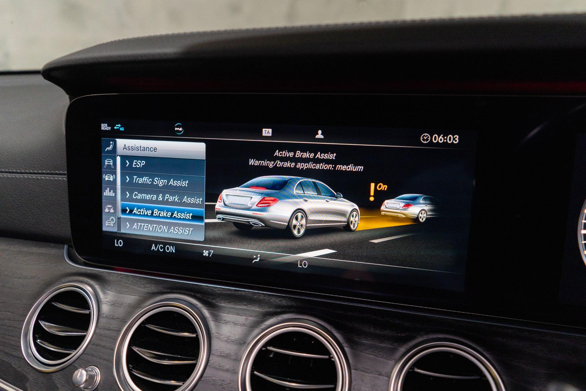 Mercedes-Benz E-Class view 25