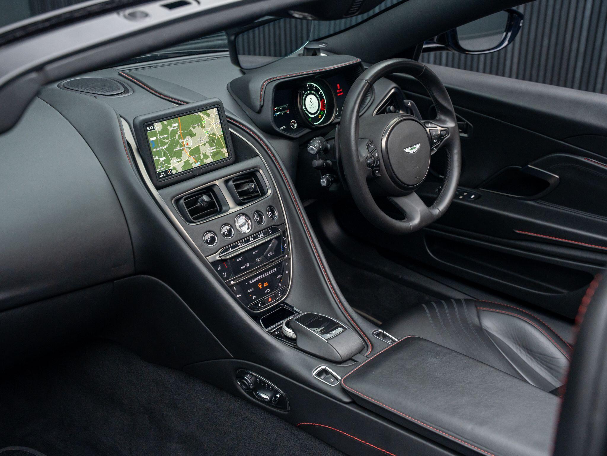 Aston Martin DB11 view 34