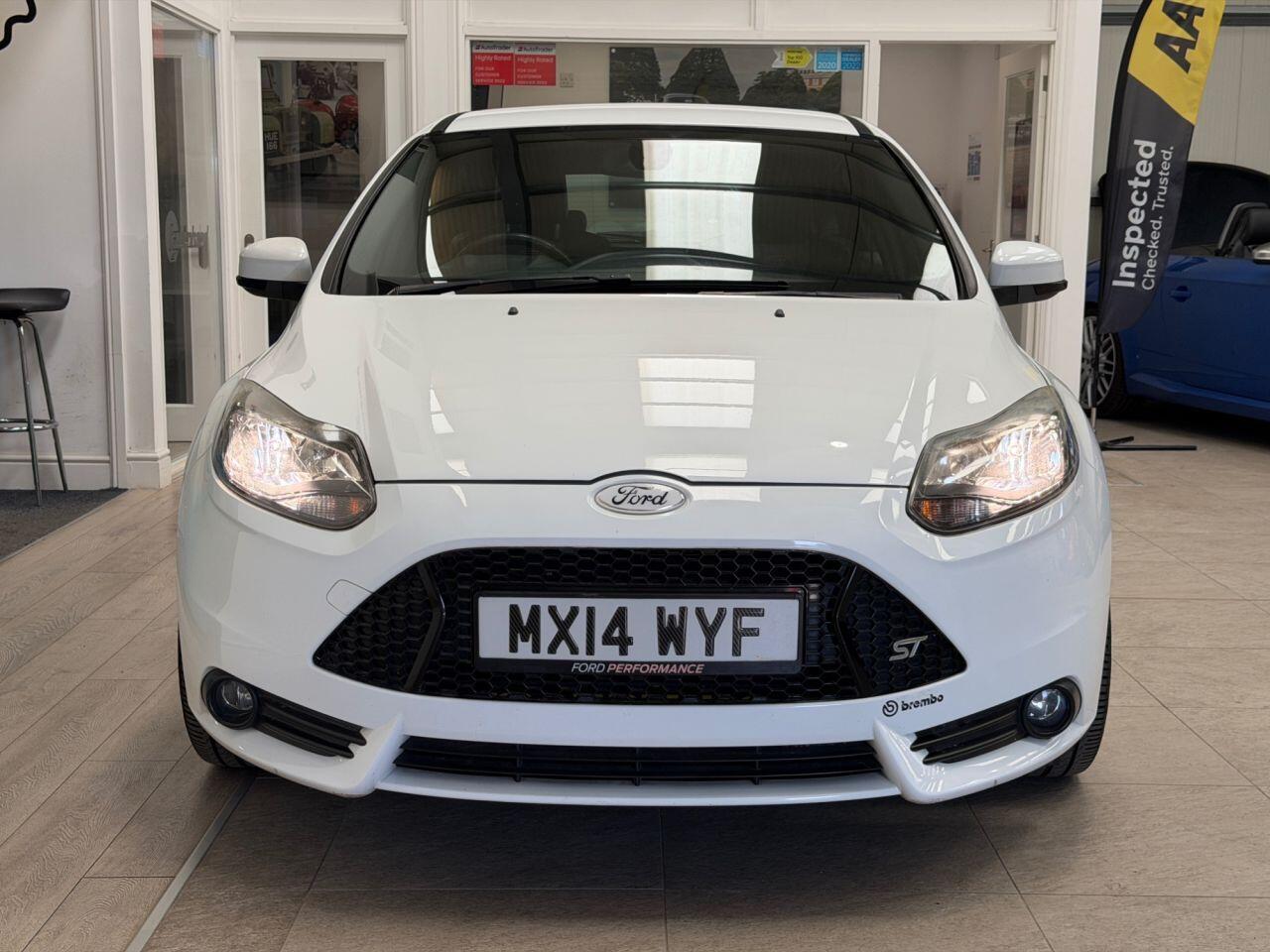 Ford Focus view 7