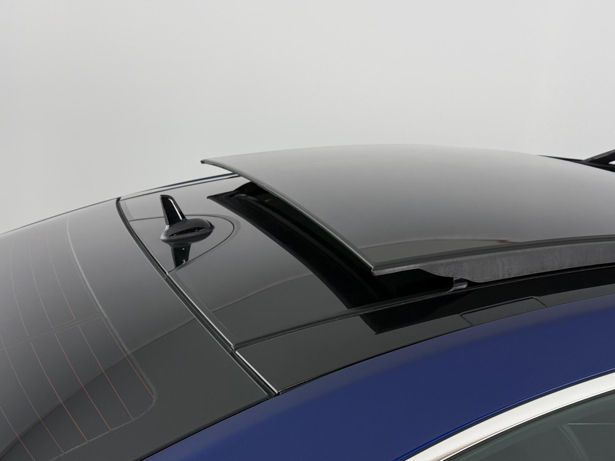 Mercedes-Benz E-Class view 6