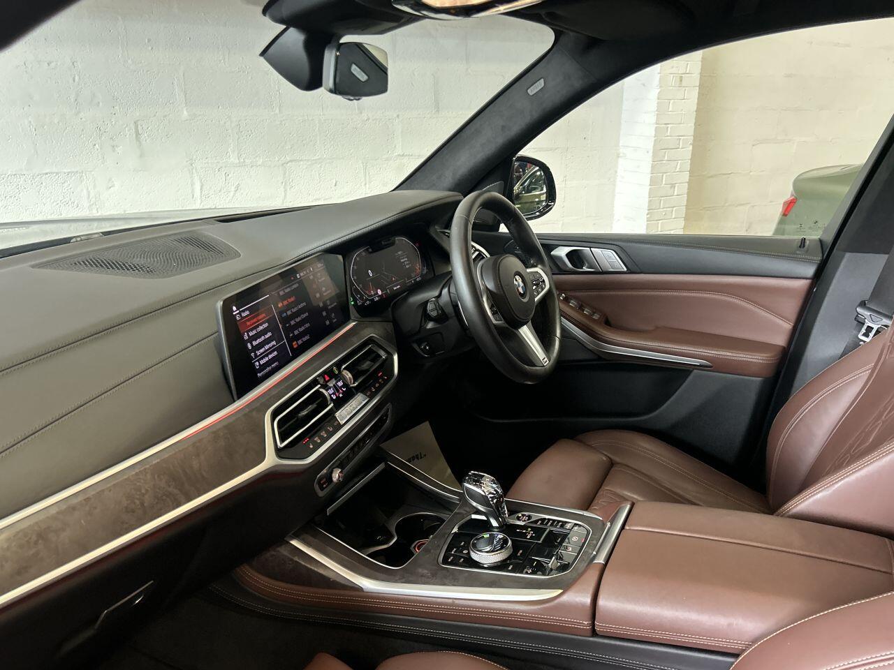 BMW X7 view 67