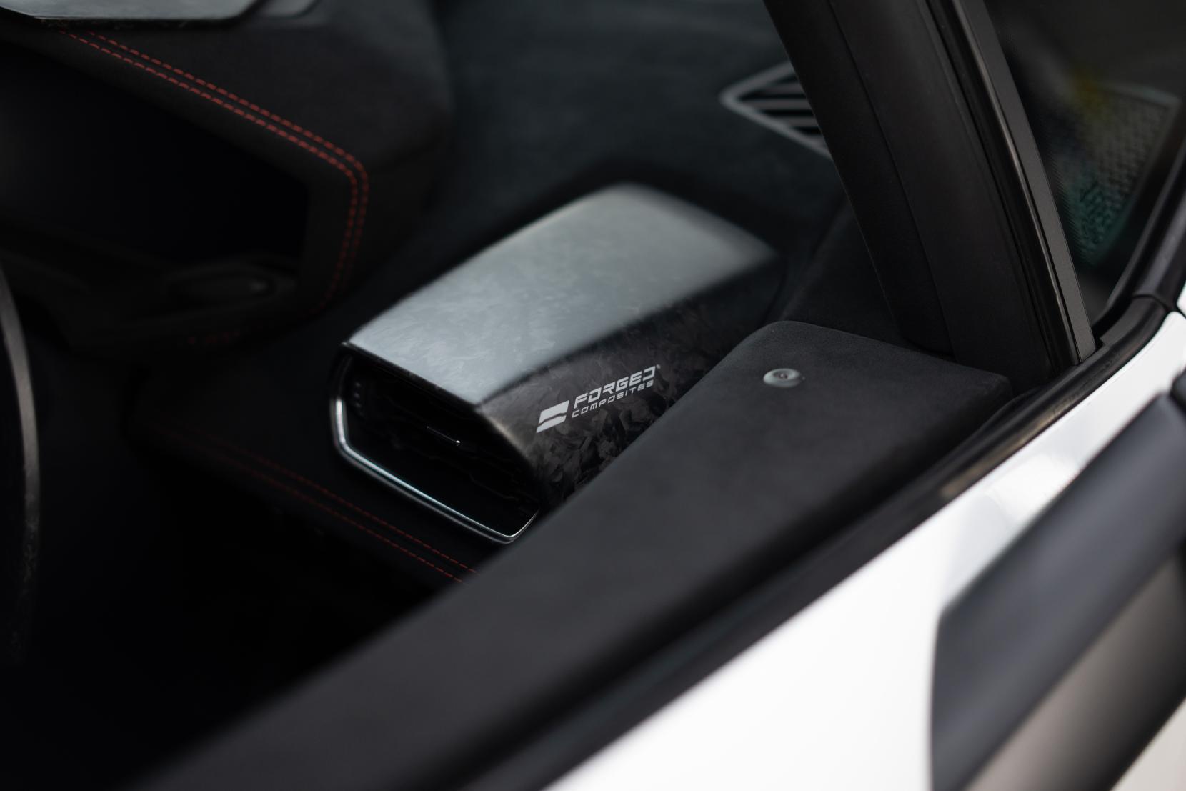 Lamborghini Huracan view 36
