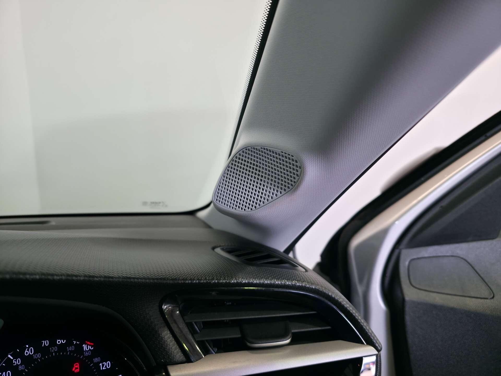 Vauxhall Corsa view 21
