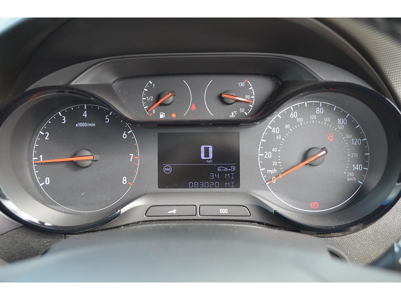 Vauxhall Crossland X view 18