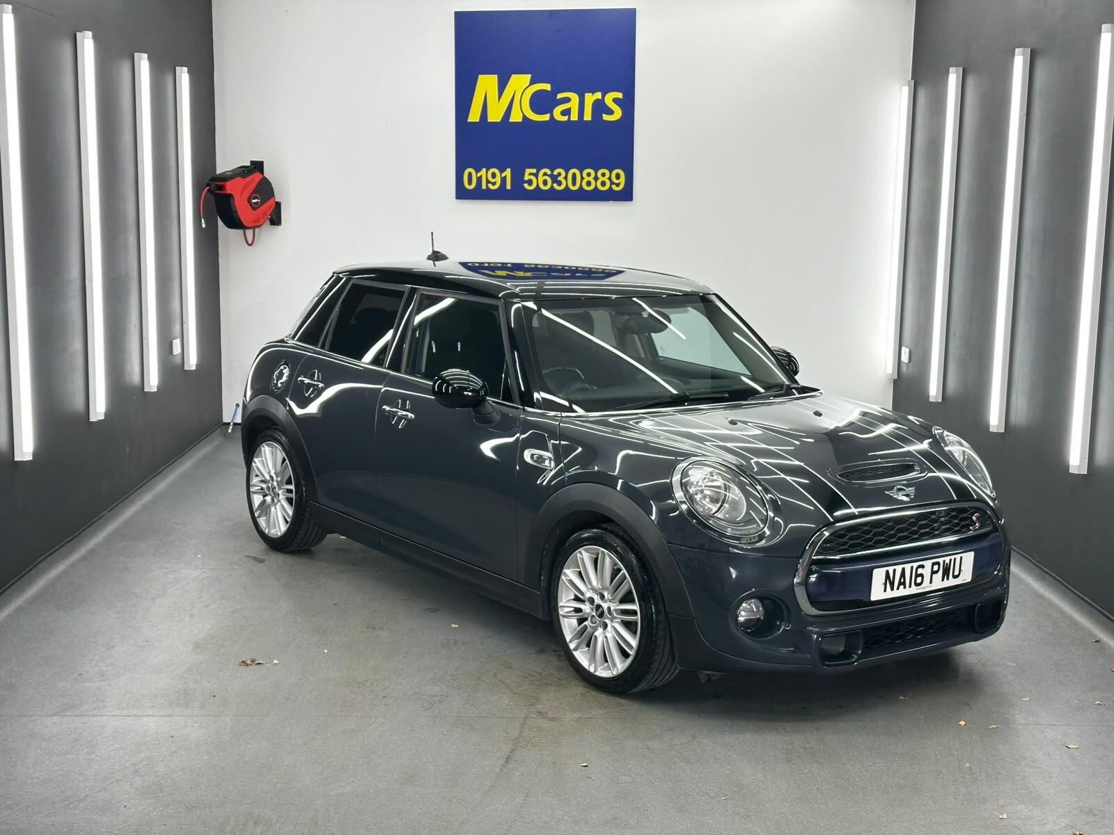MINI Hatch view 10