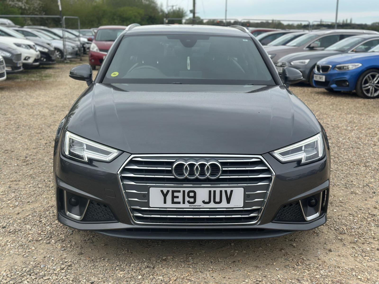 Audi A4 Avant view 27