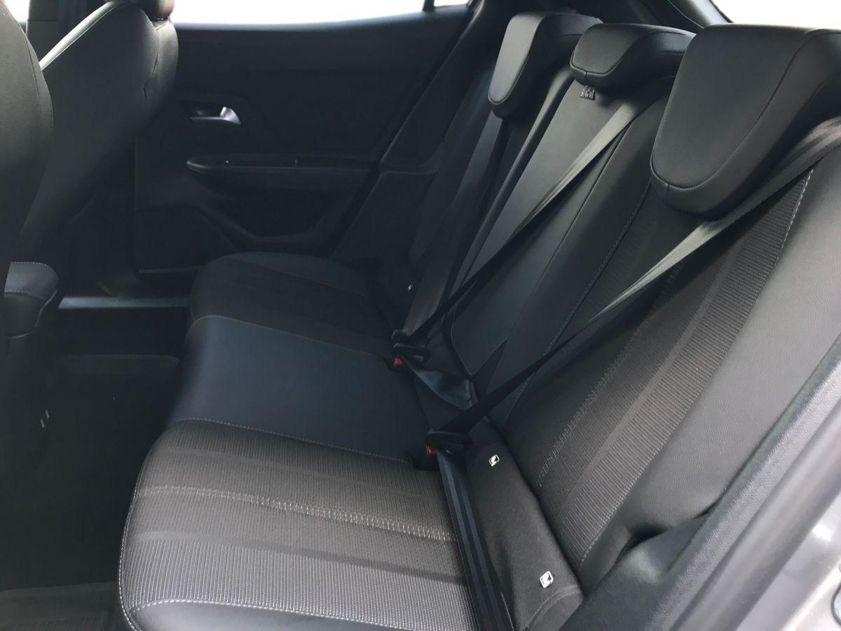 Vauxhall Mokka view 7