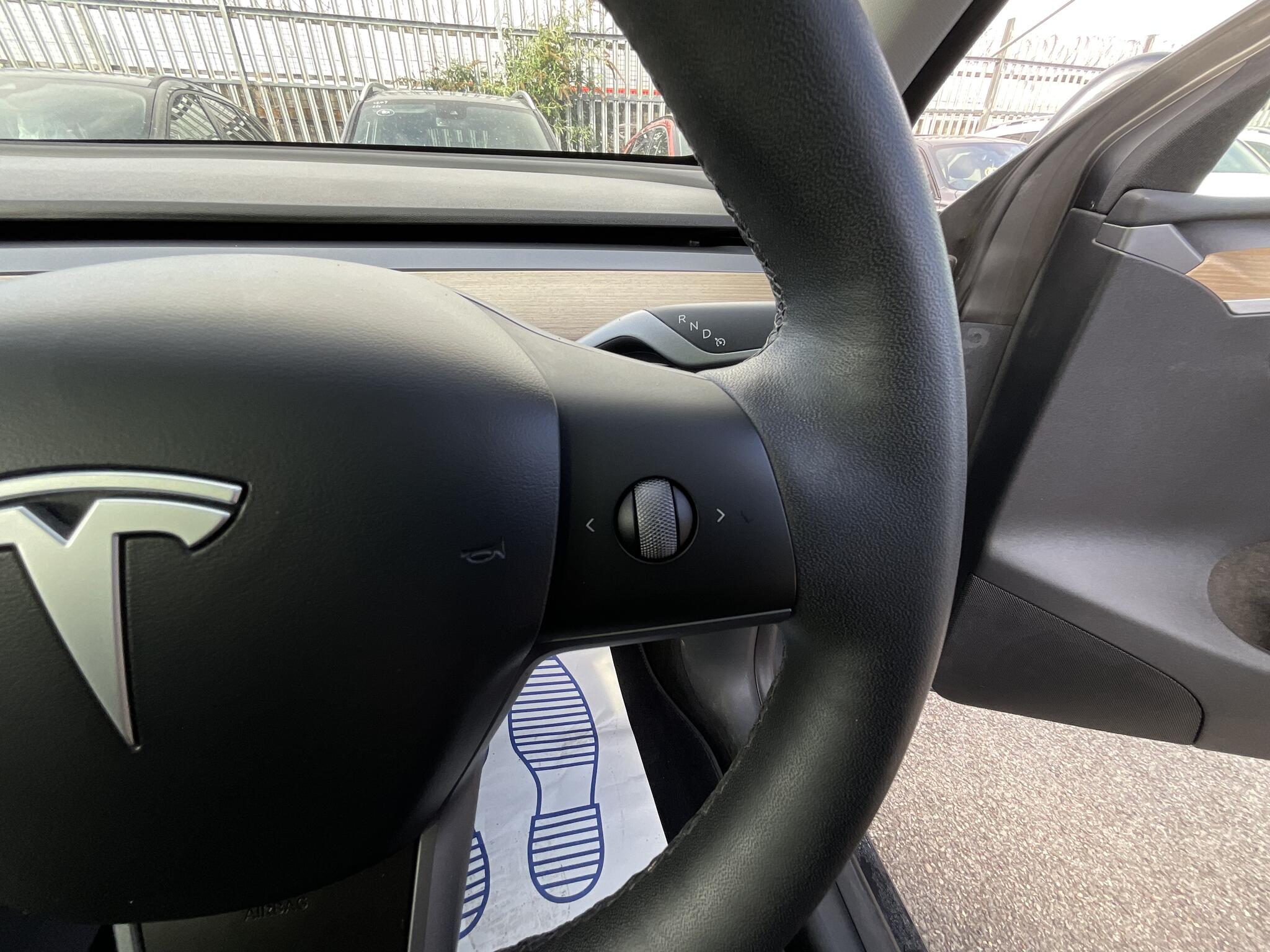 Tesla Model Y view 31