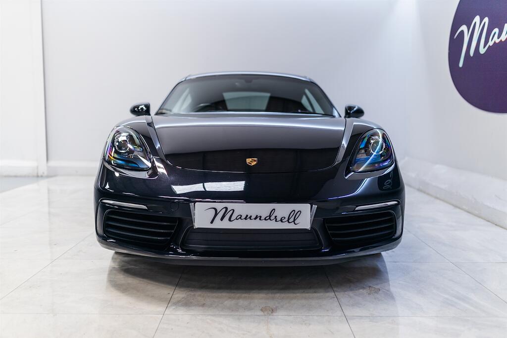 Porsche Cayman view 5