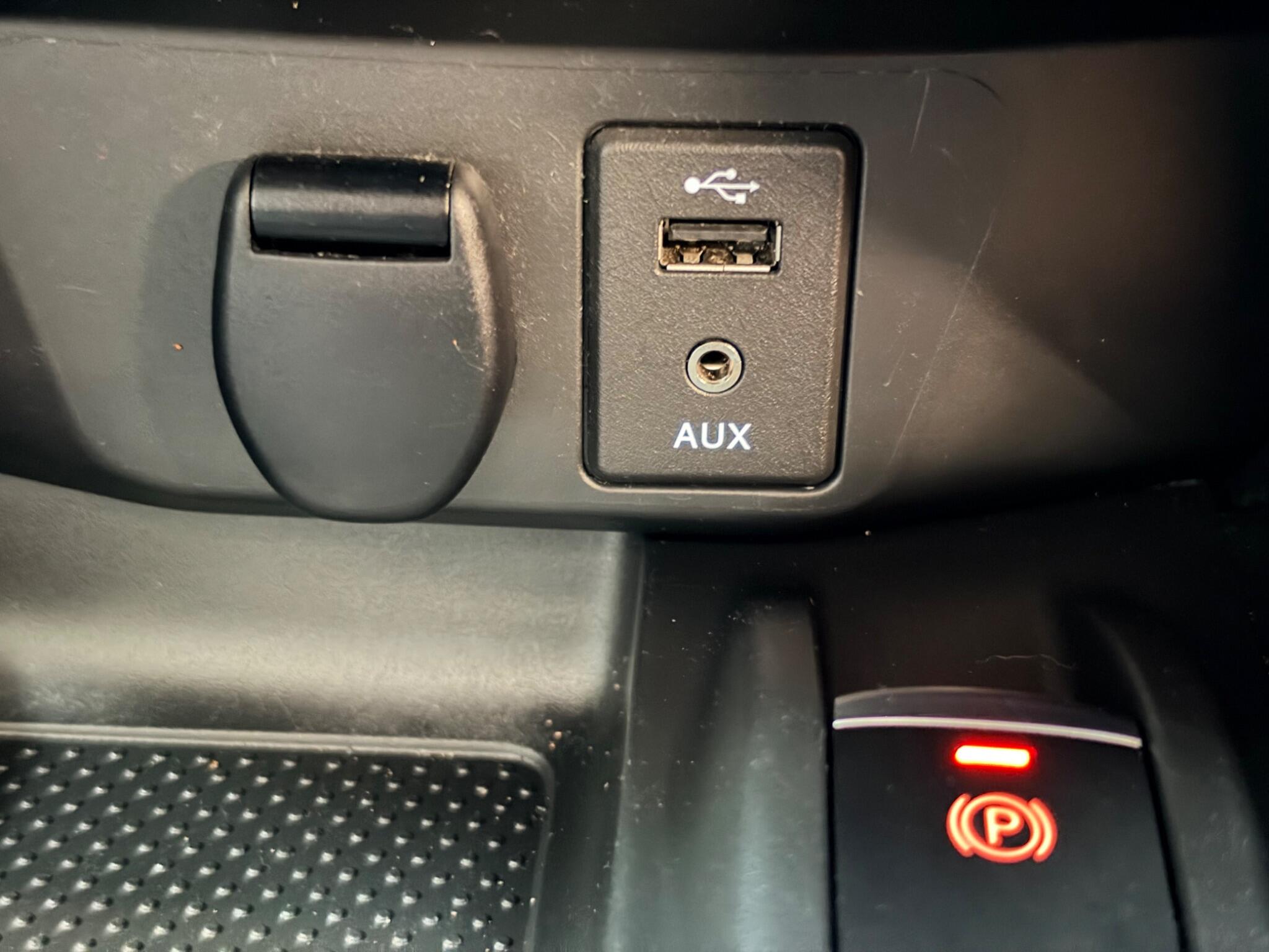 Nissan X-Trail view 29