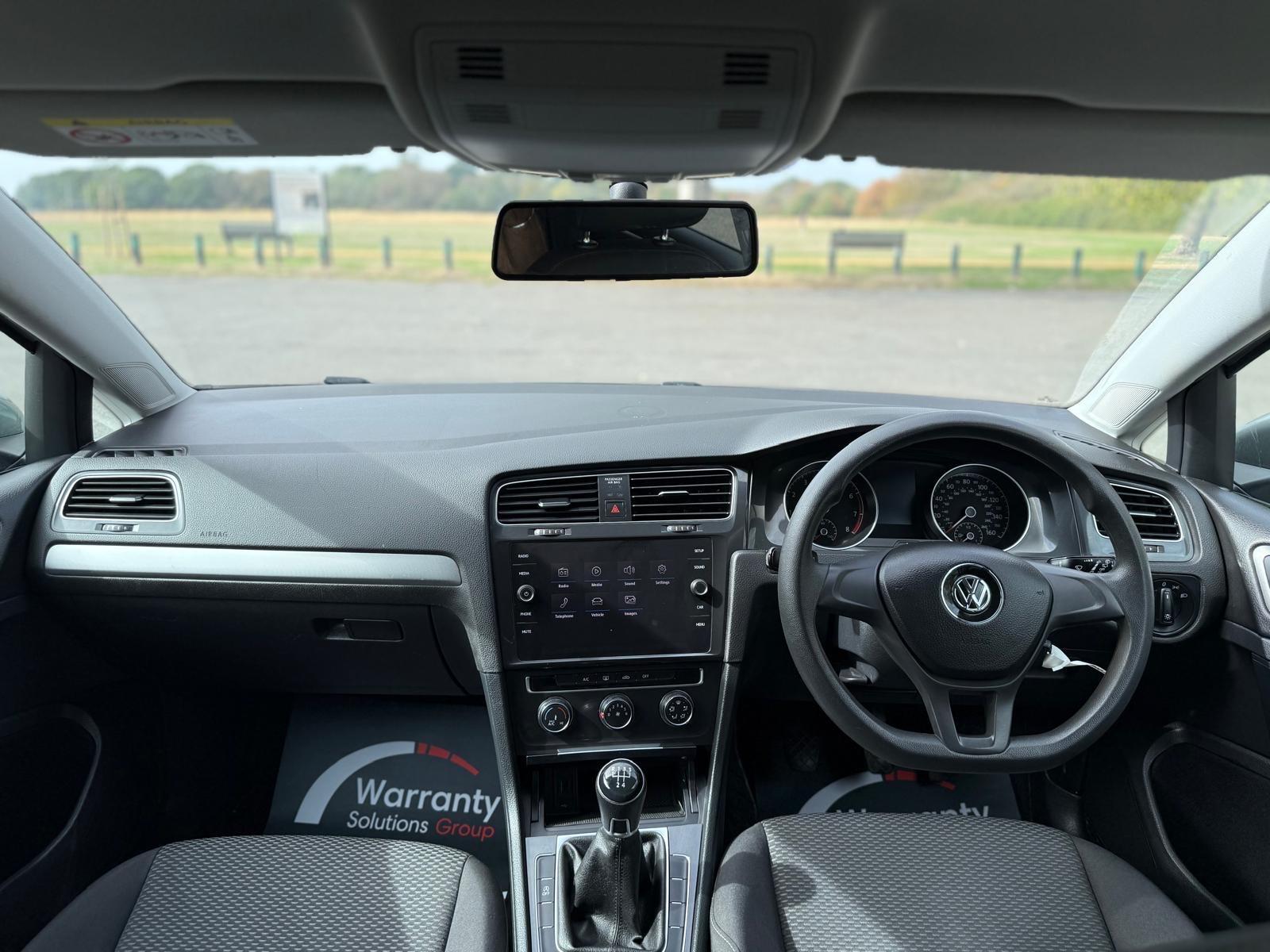Volkswagen Golf view 29