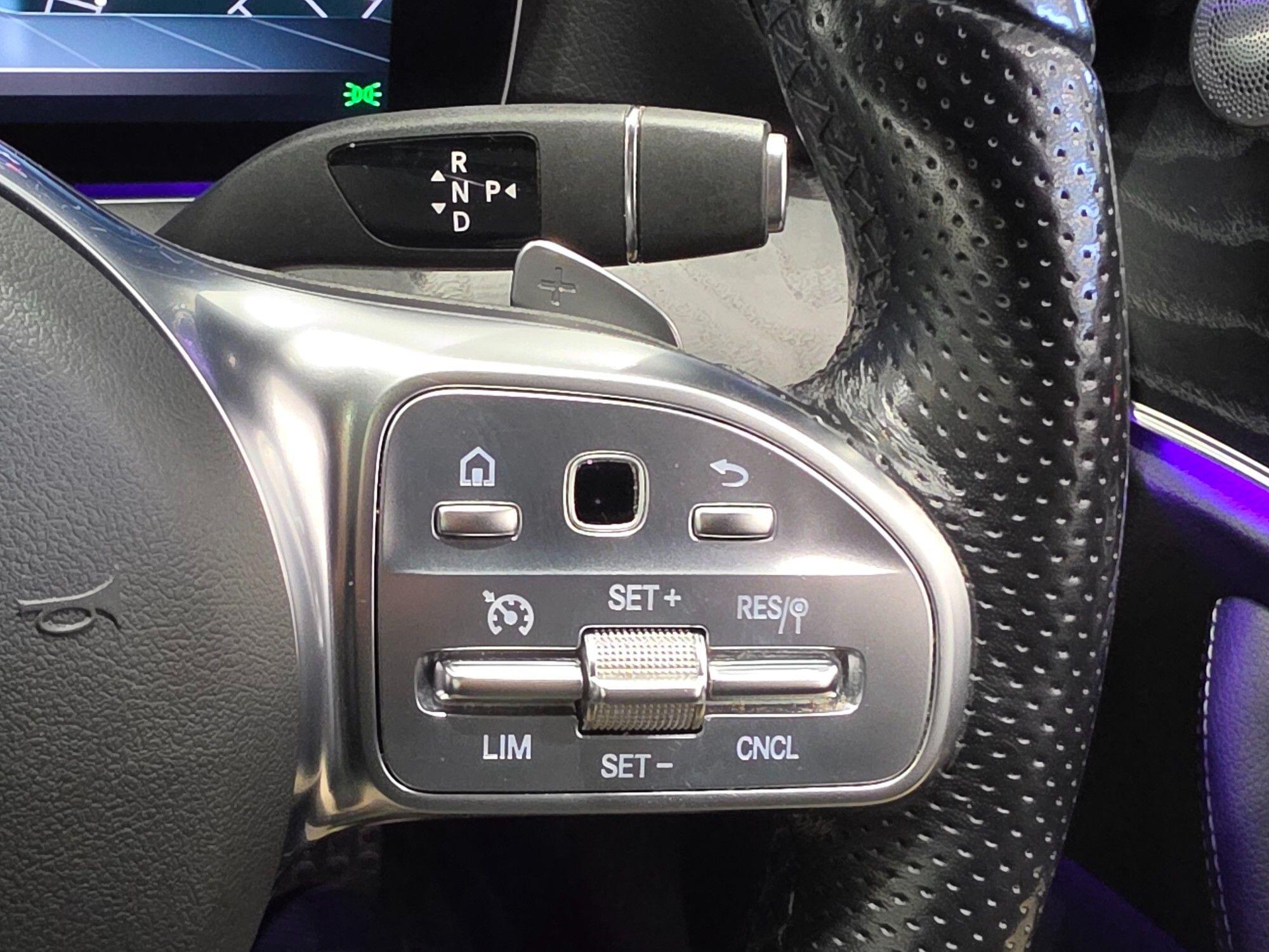 Mercedes-Benz E-Class view 113