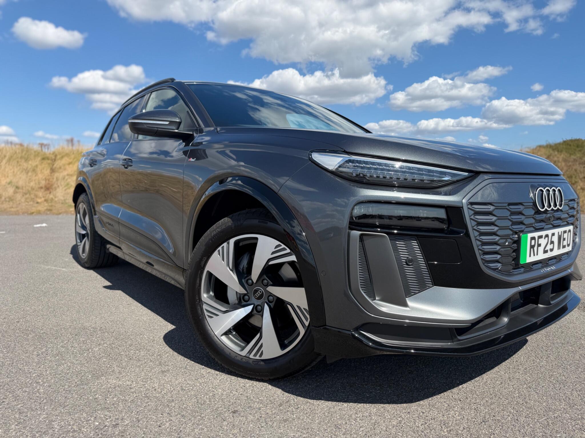 Audi E-Tron view 53