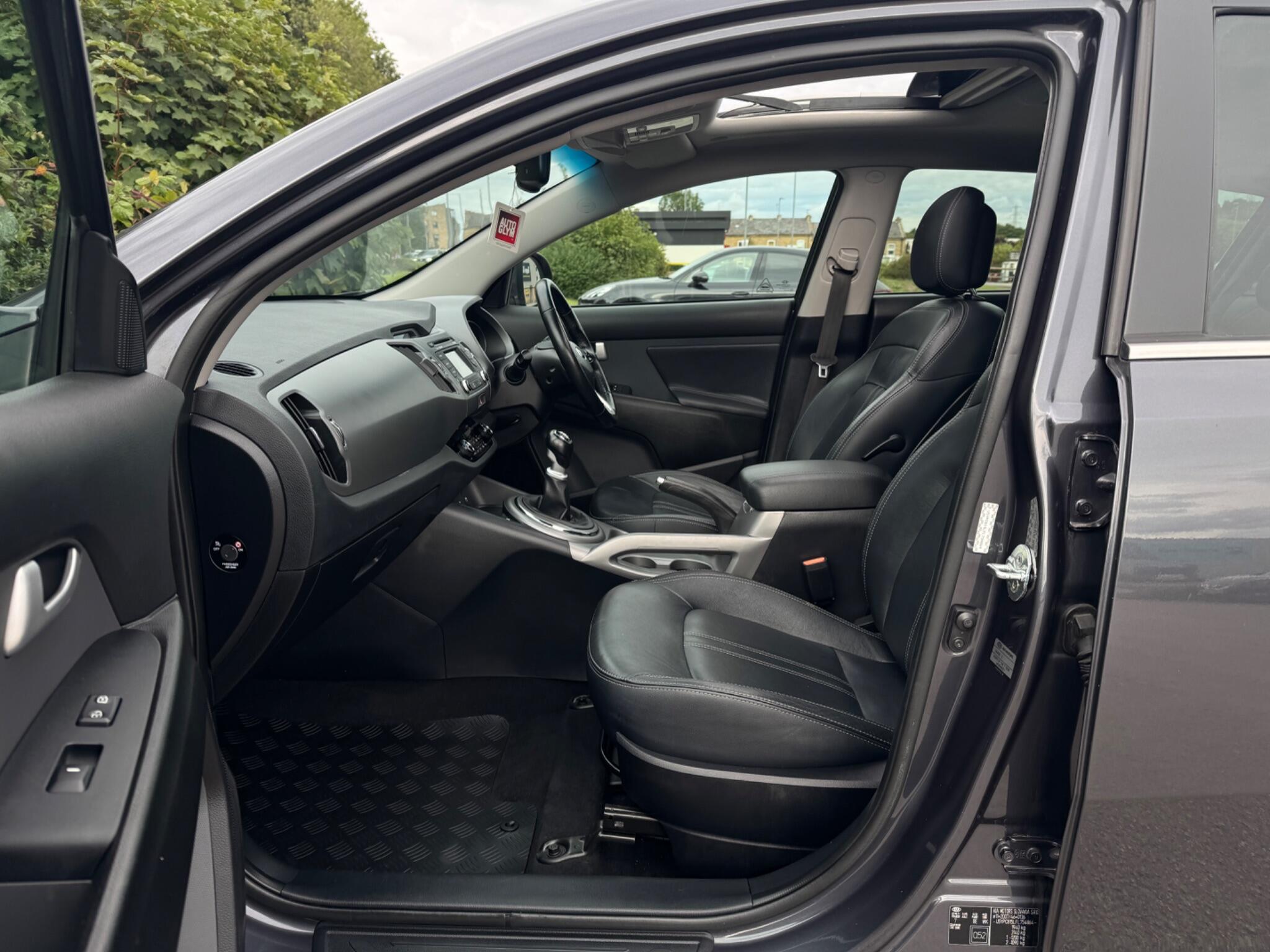 Kia Sportage view 34