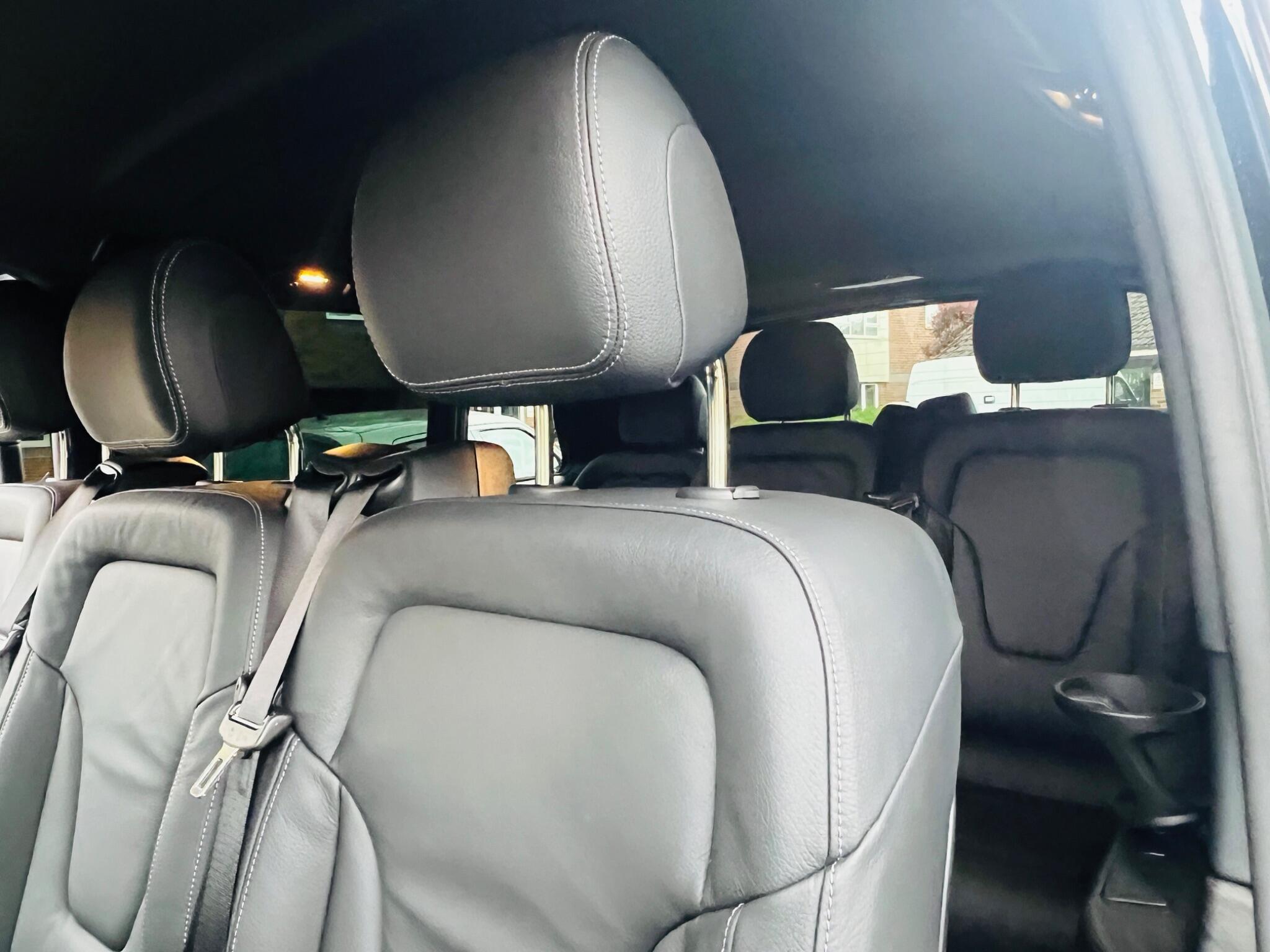 Mercedes-Benz V Class view 37