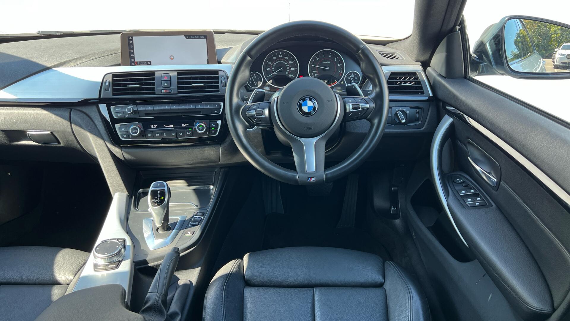 BMW 4 Series view 5