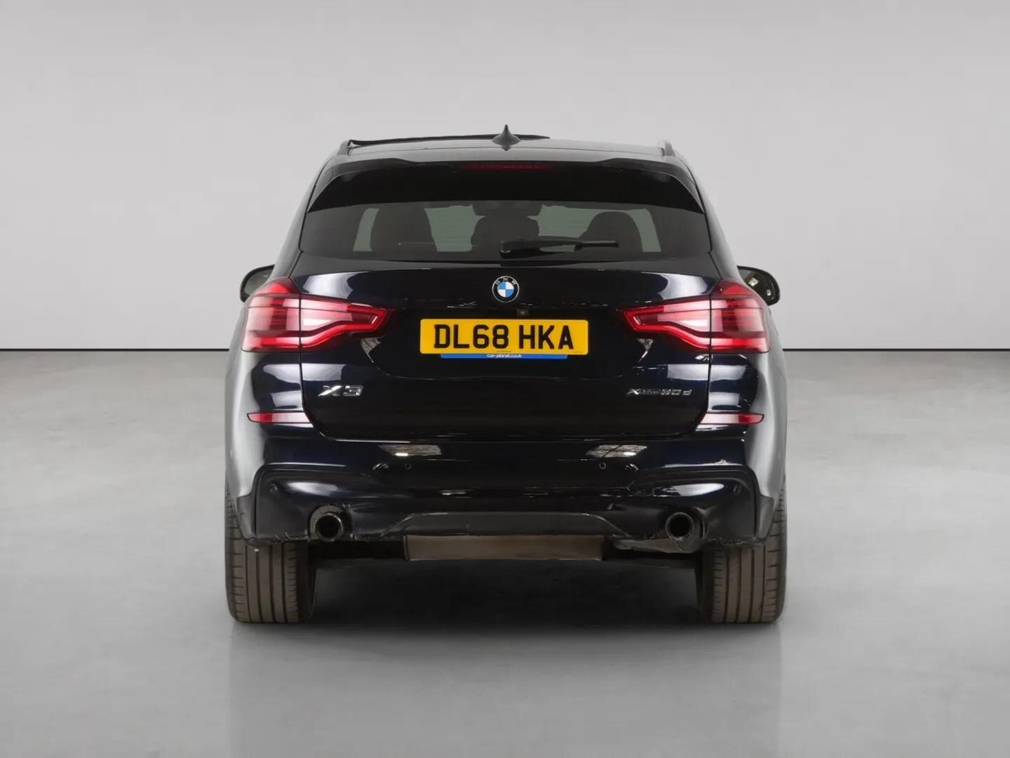 BMW X3 view 7