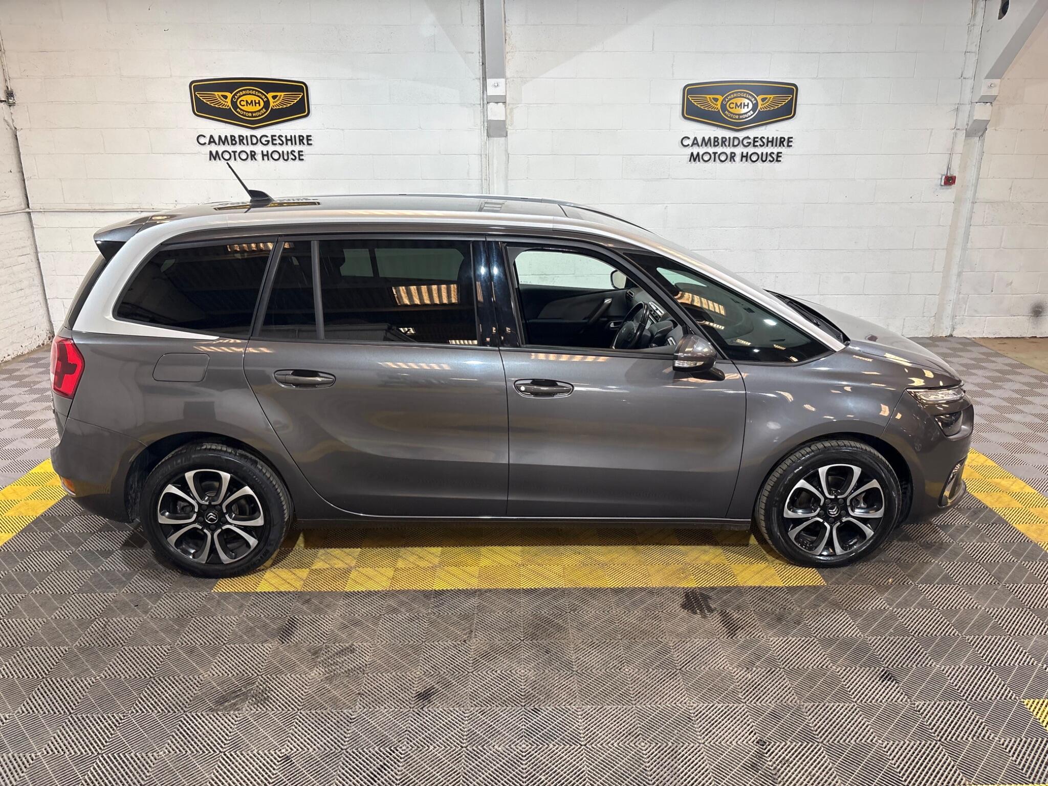 Citroen Grand C4 Spacetourer view 13