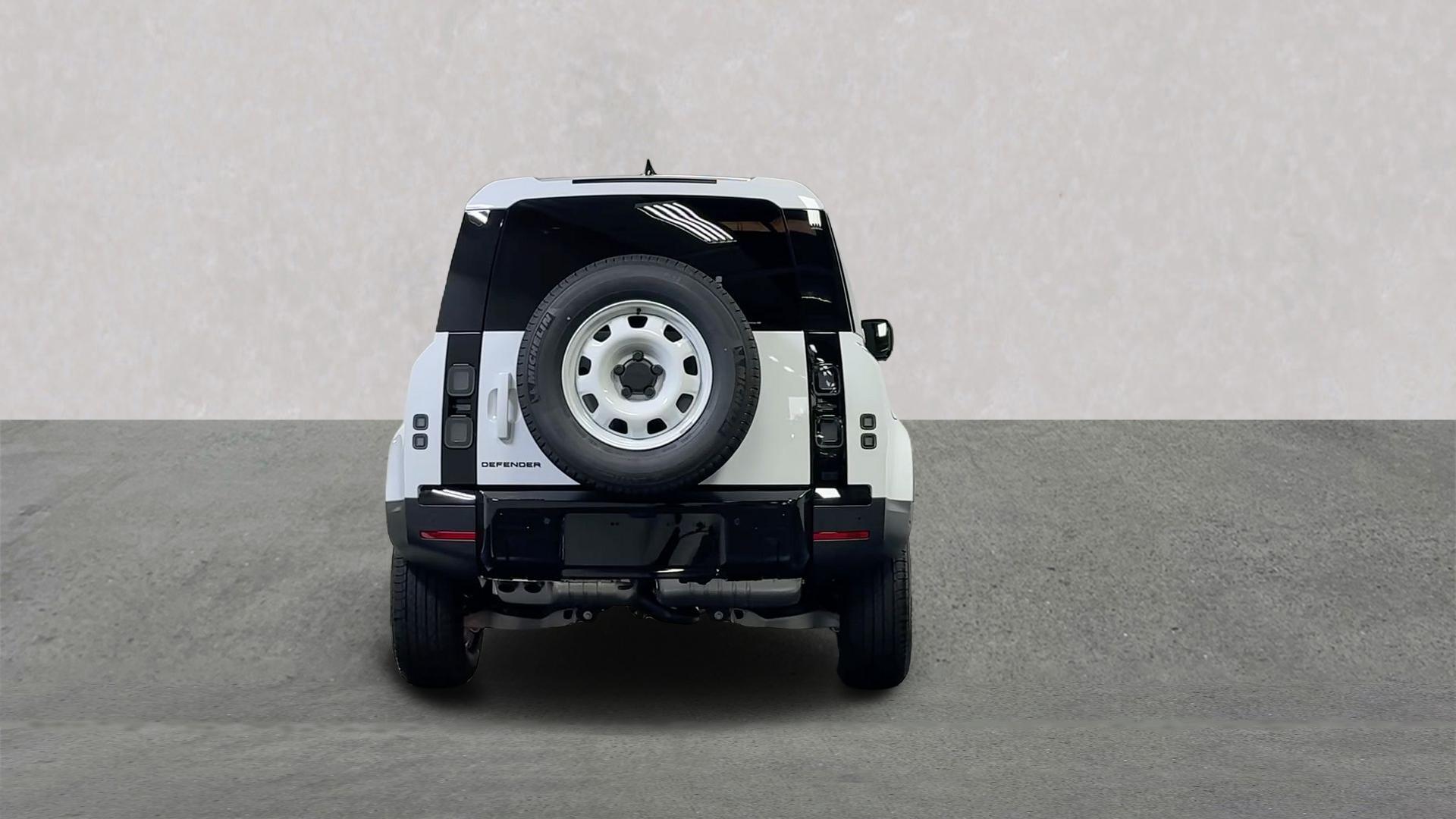 Land Rover Defender view 6