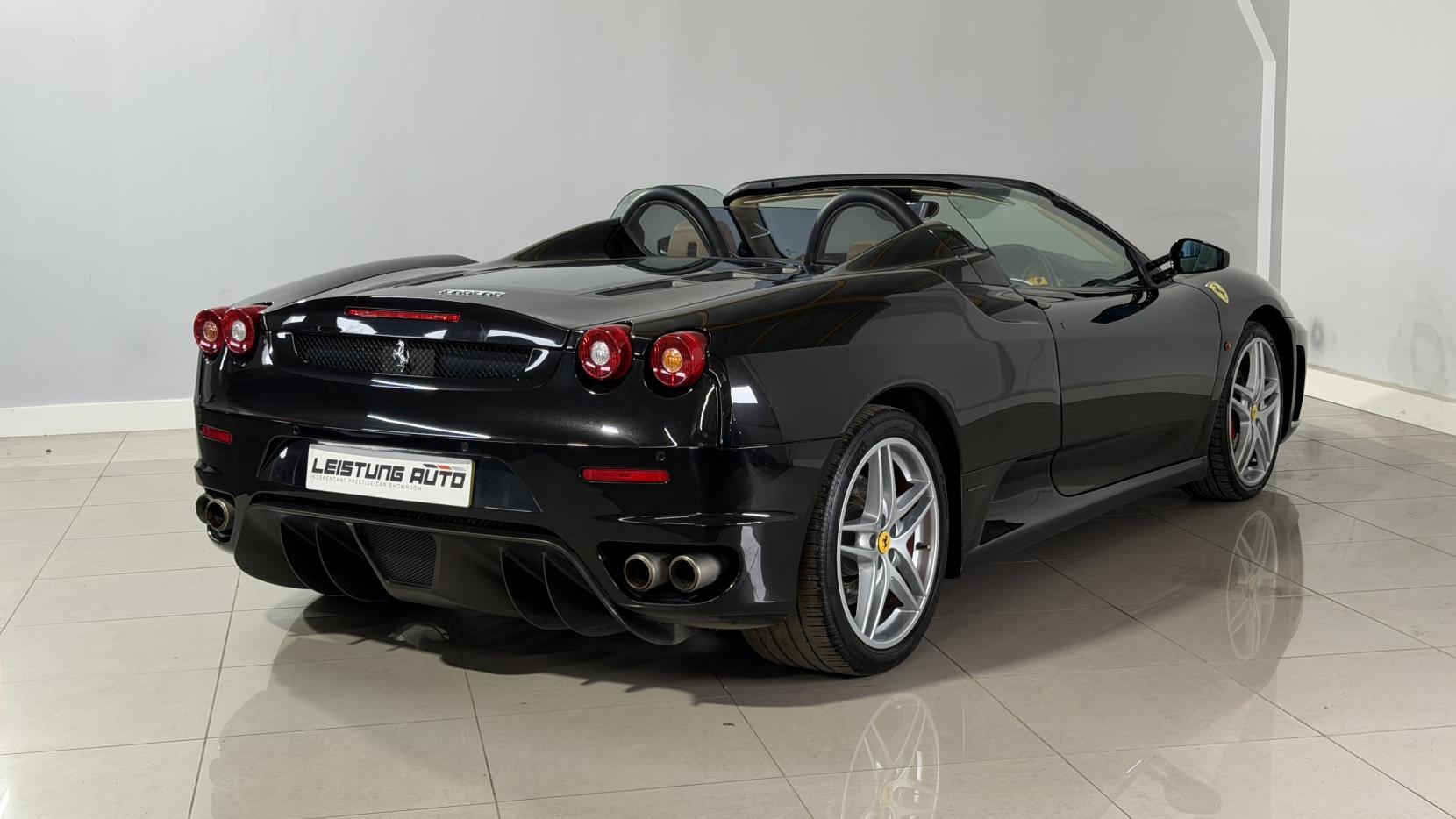 Ferrari F430 view 6