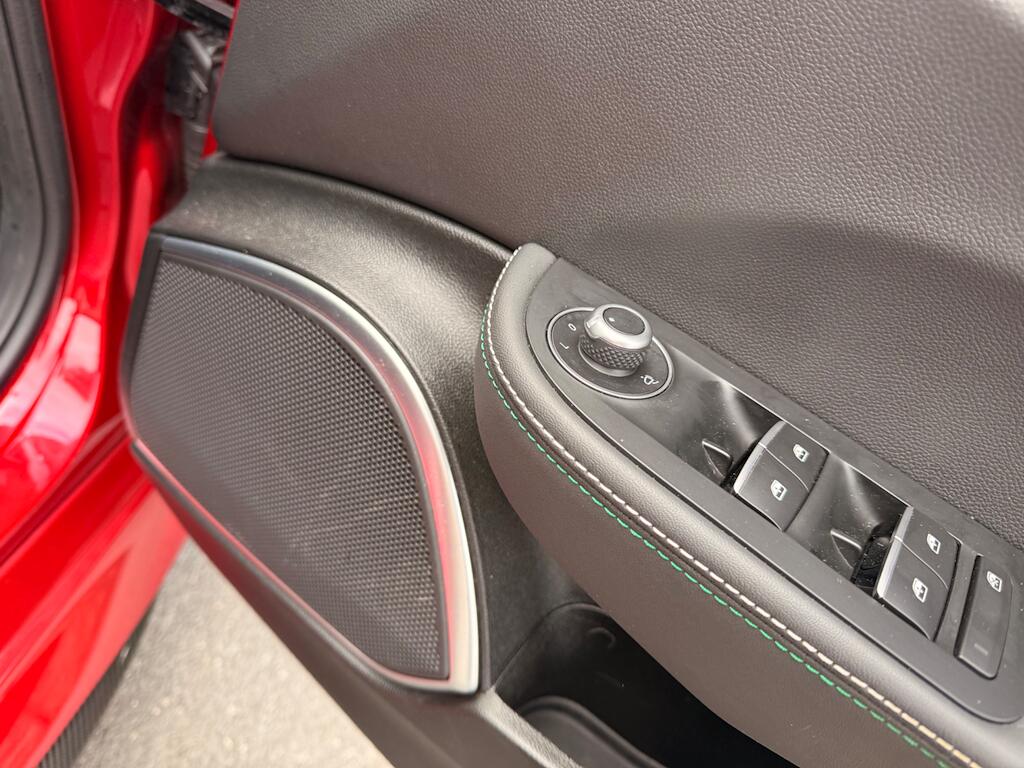 Alfa Romeo Giulia view 34