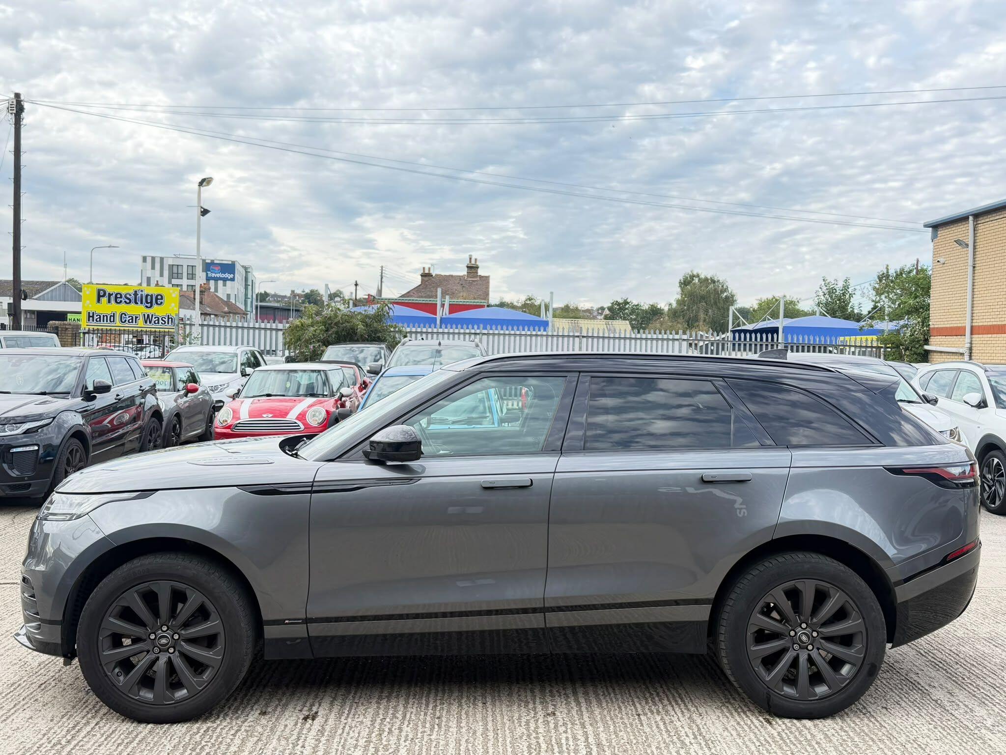 Land Rover Range Rover Velar view 5